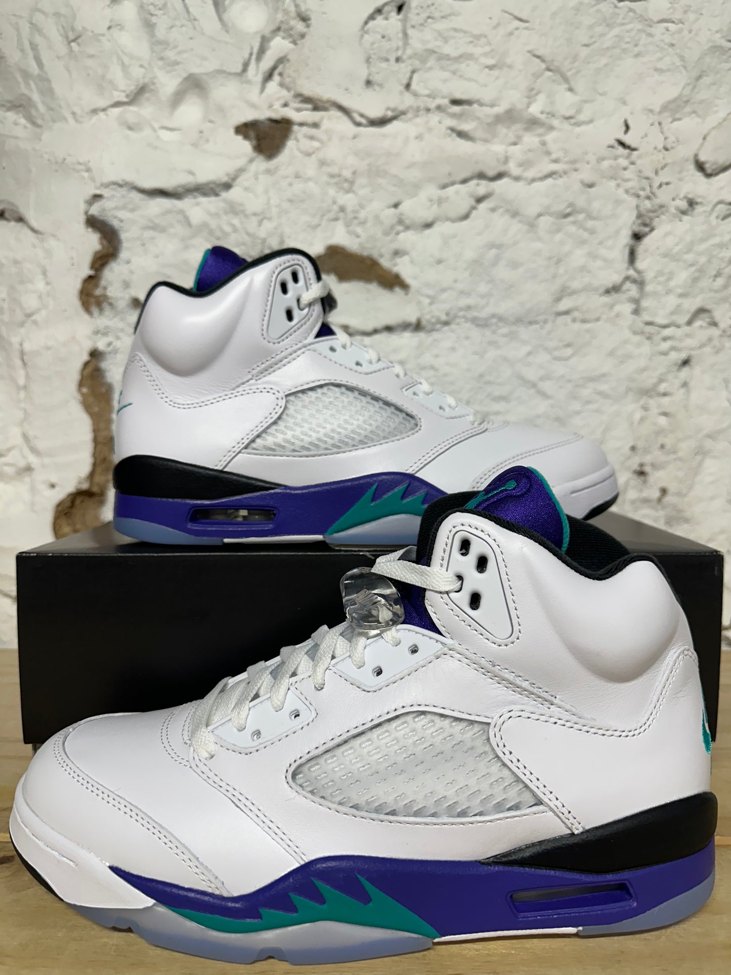 Air Jordan 5 Grape Sz 9 DS
