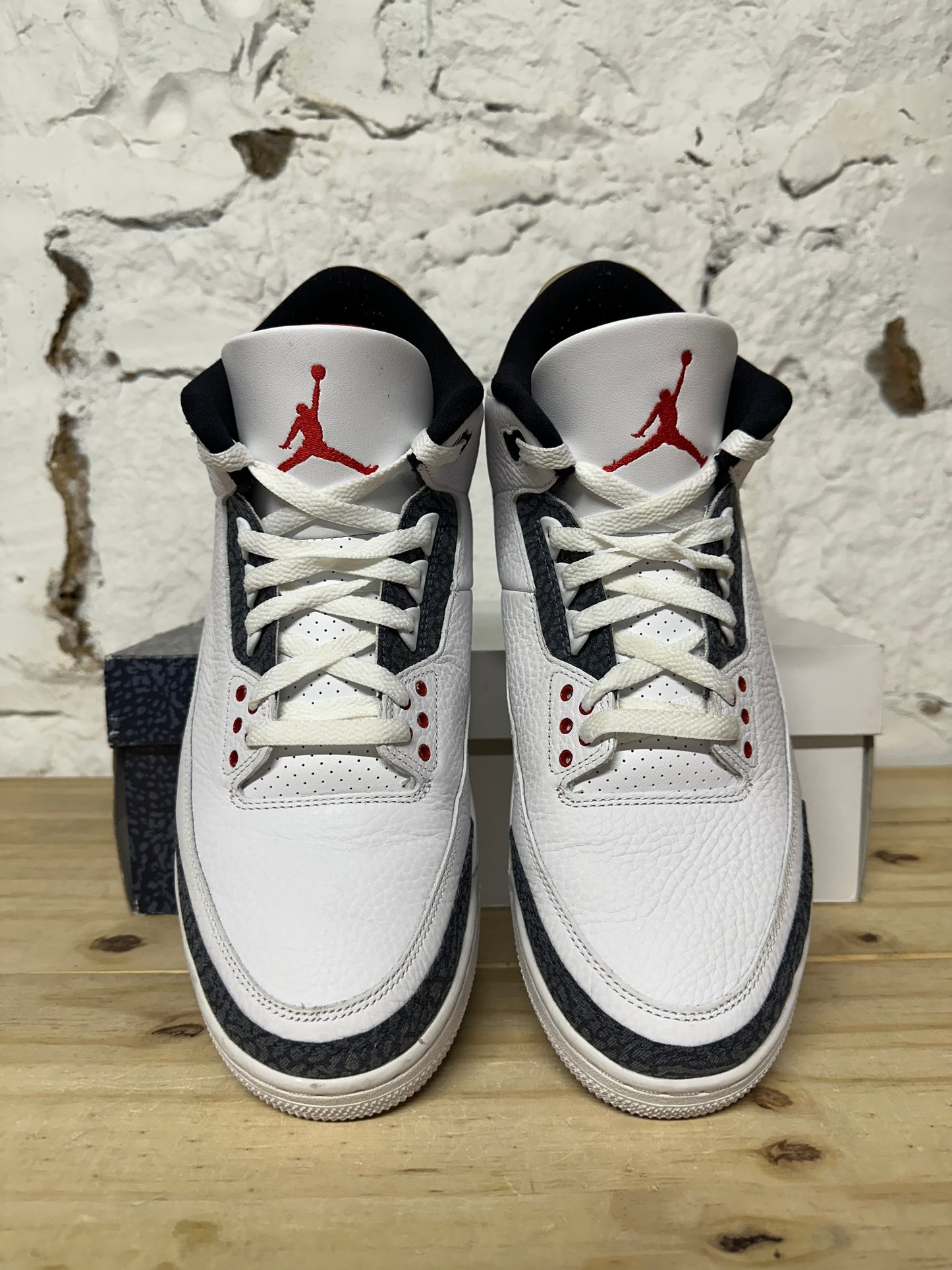 Air Jordan 3 Fire Red Denim Sz 12