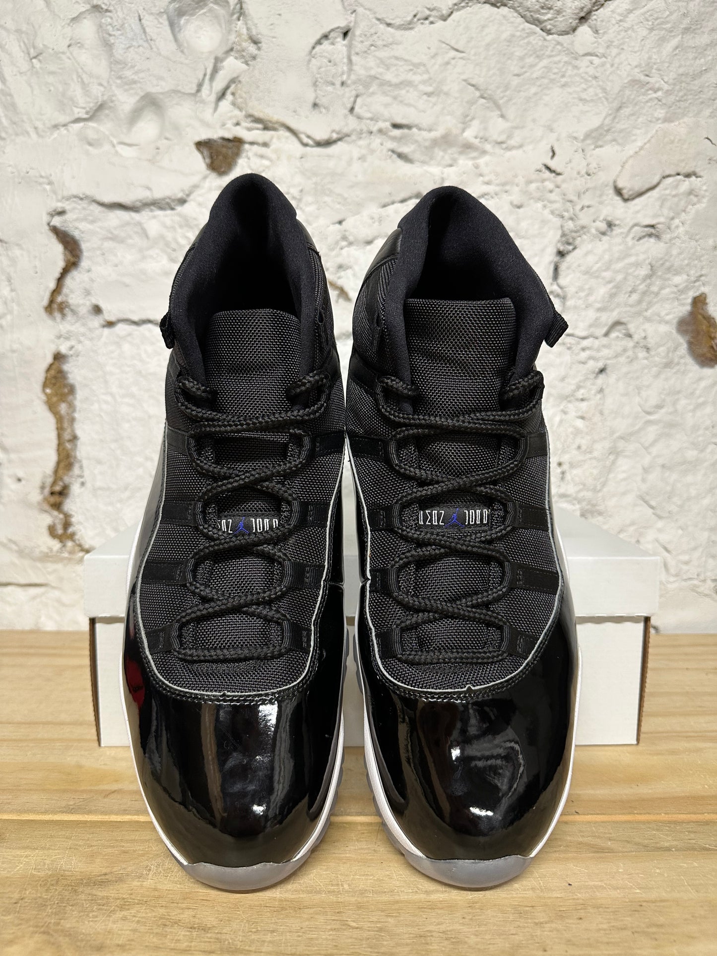 Air Jordan 11 High Space Jam Sz 15