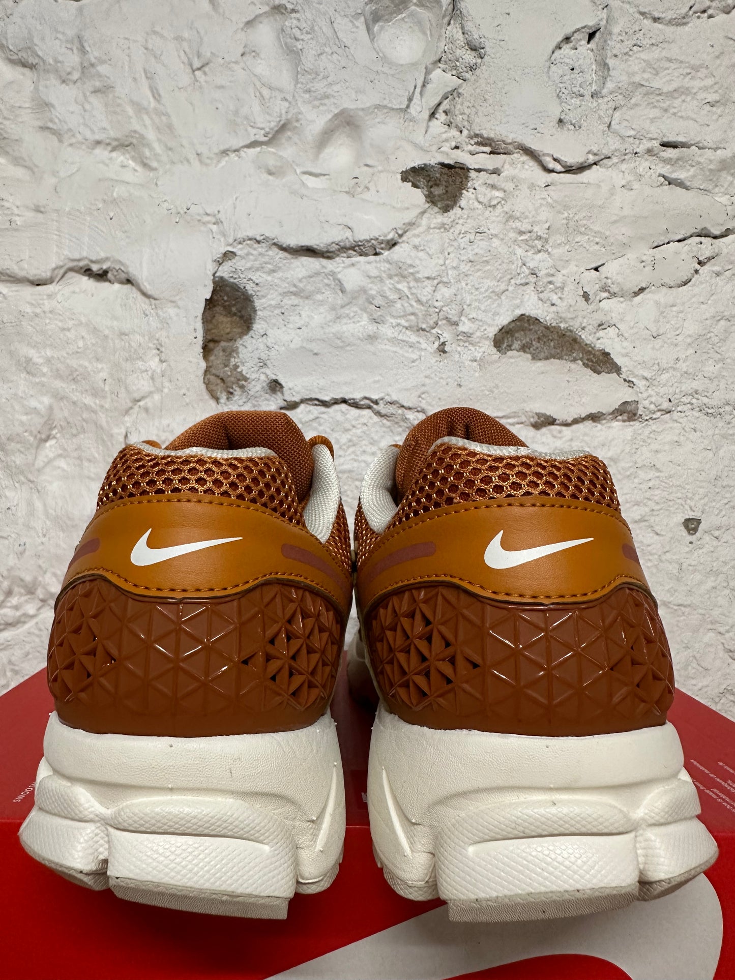 Nike Zoom Vomero 5 Monarch Sz 12