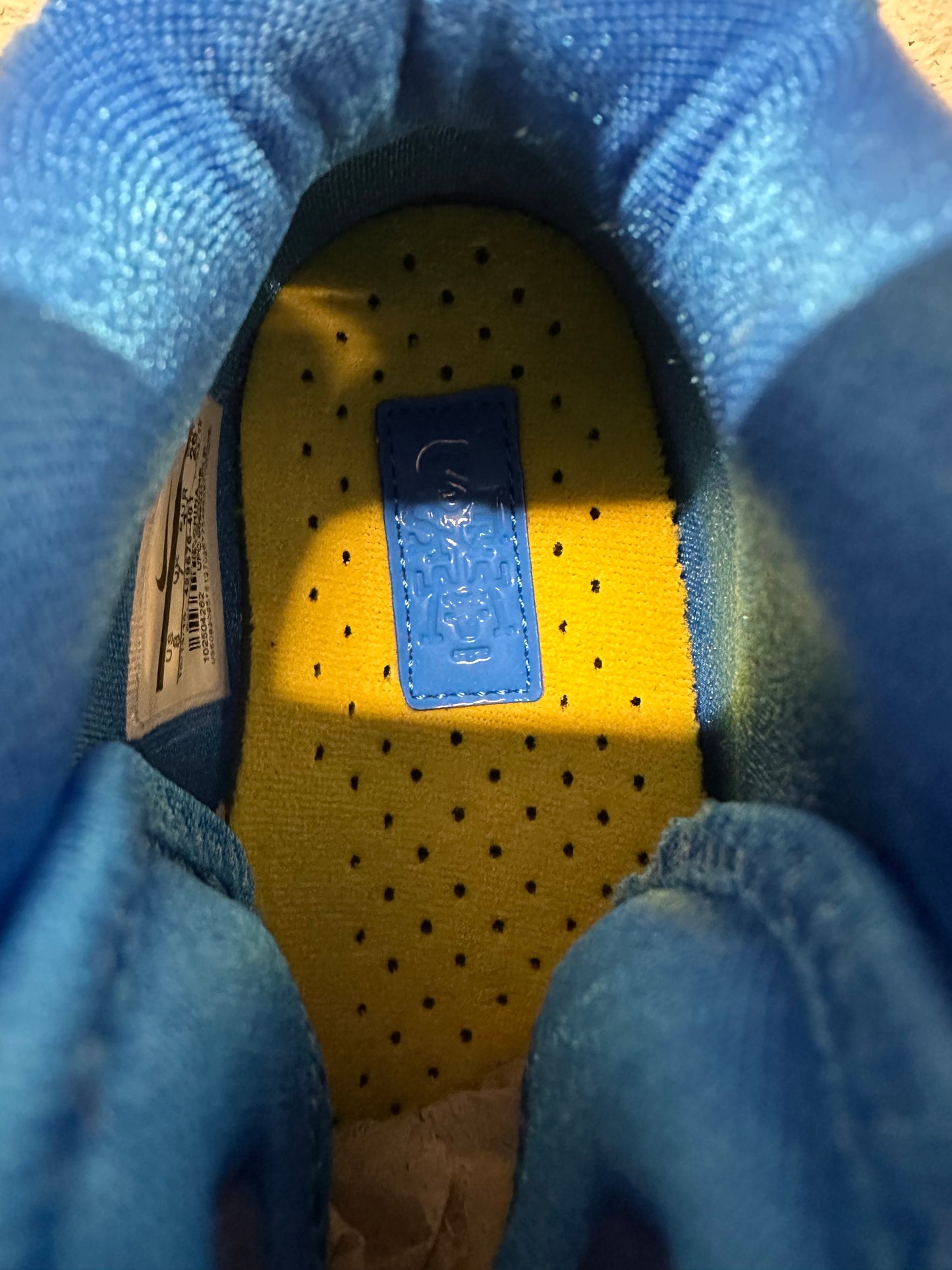 Nike Lebron 8 V2 Entourage Sz 8 DS