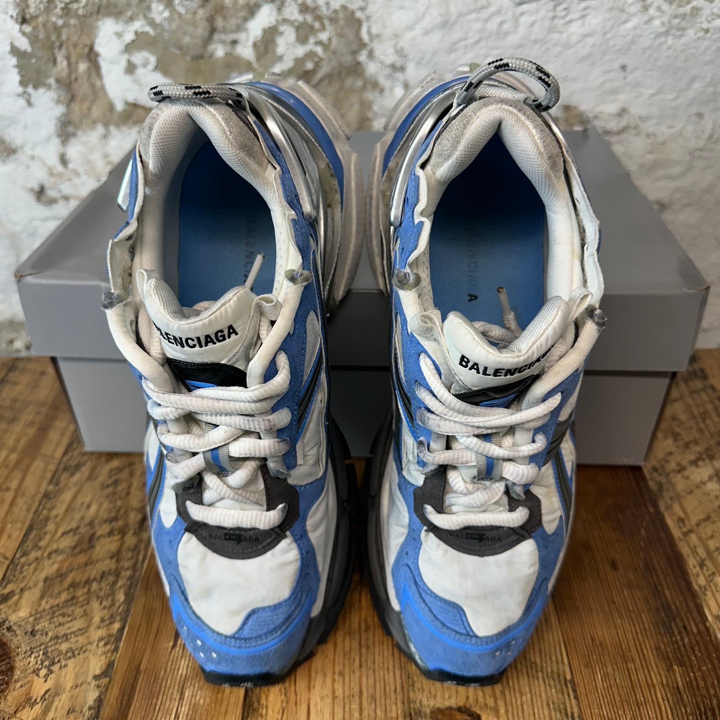 Balenciaga Track Runner Worn Out Blue White Gray Sz 9 (42)