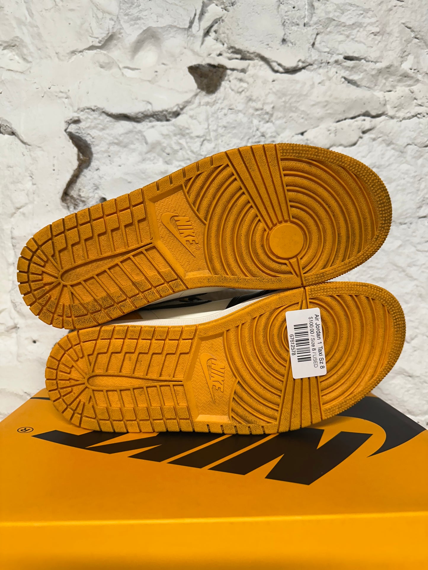 Air Jordan 1 High Taxi Sz 8