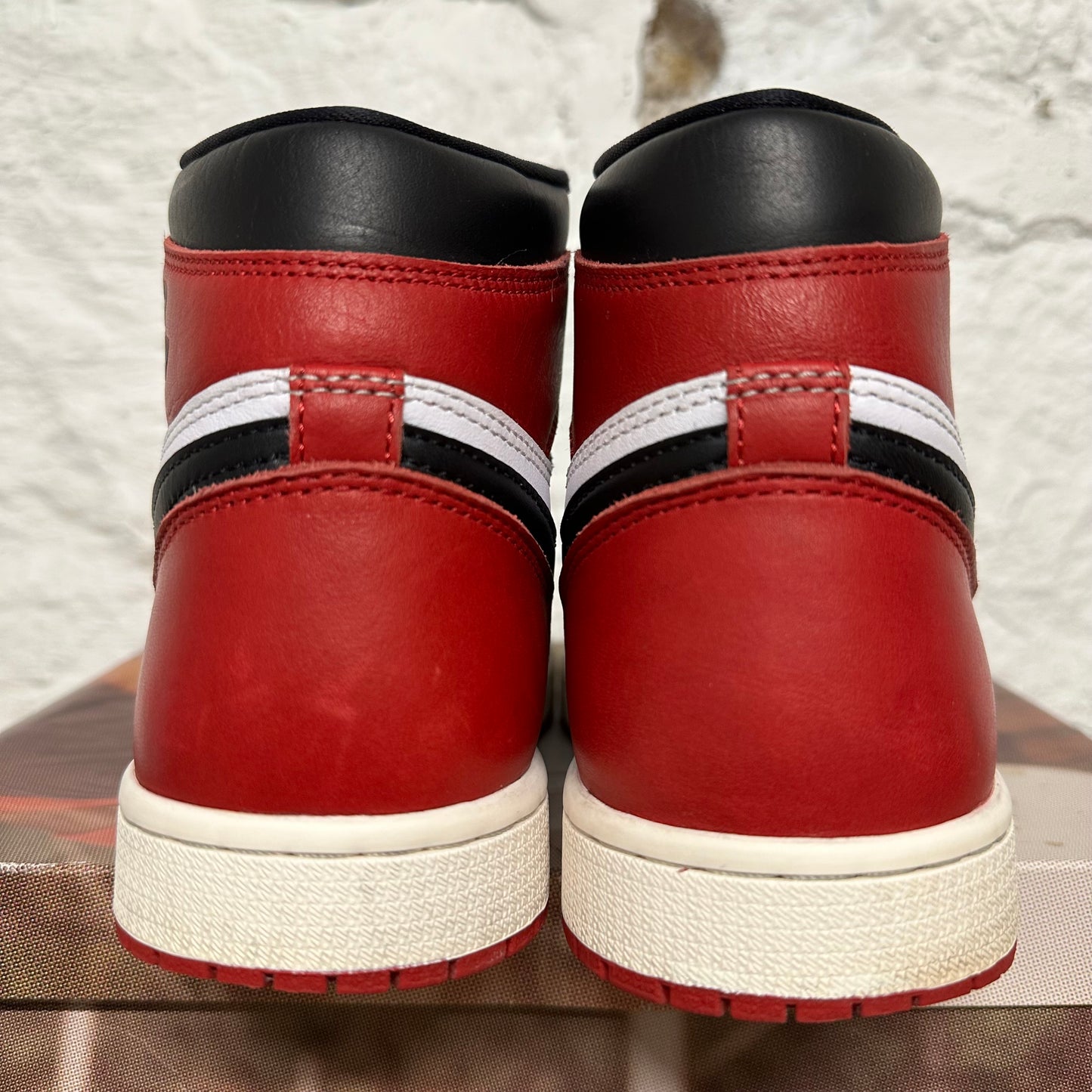 Air Jordan 1 High Black Toe Reimagined Sz 8