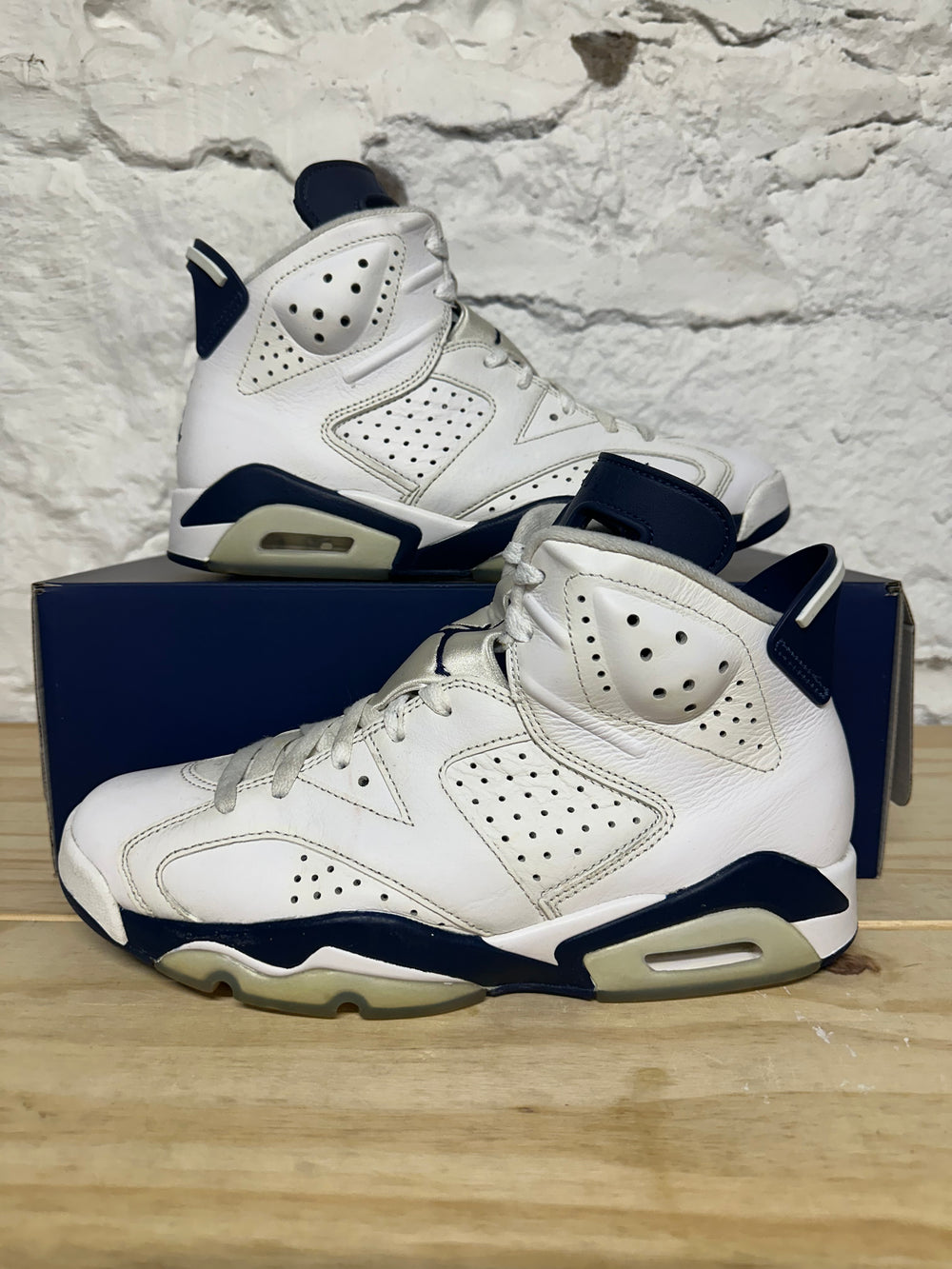 Air Jordan 6 Midnight Navy Sz 9