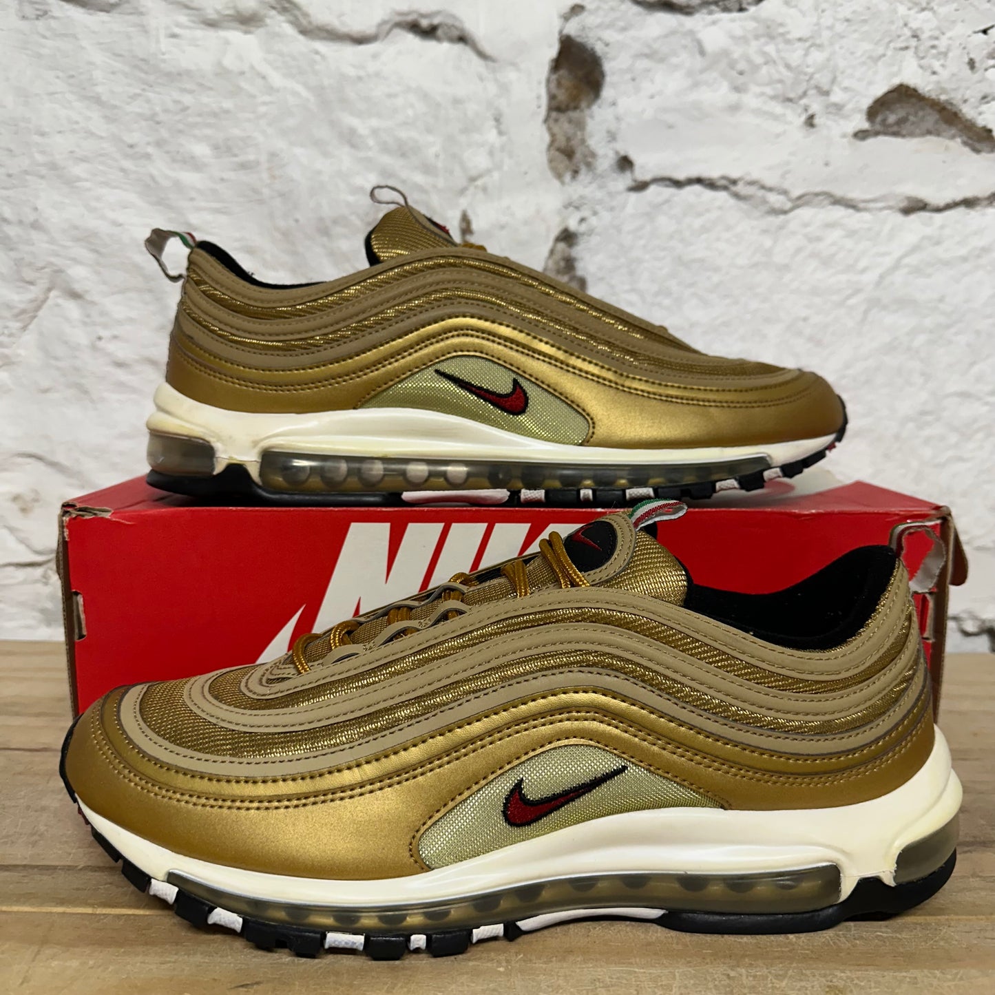 Nike Air Max 97 Metallic Gold Italy Sz 12