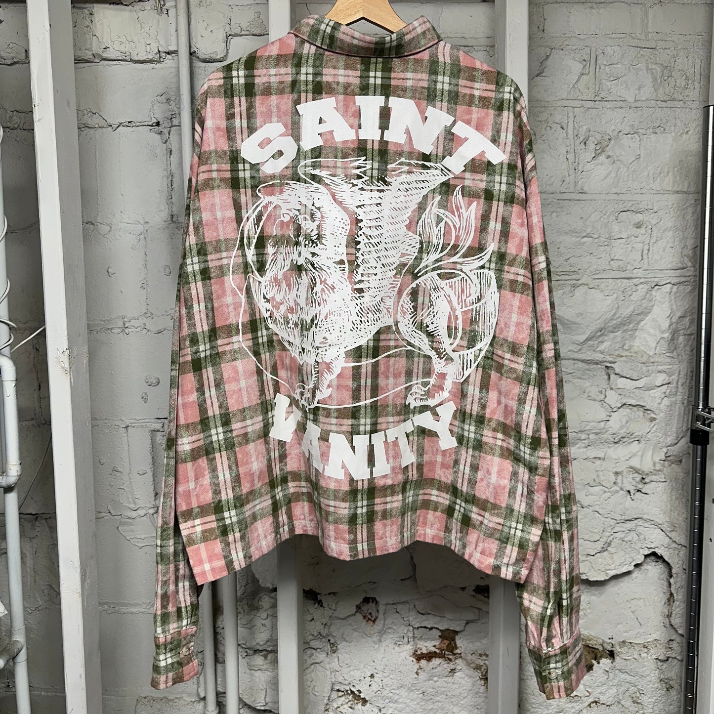 Saint Vanity Pink Green Flannel Sz 2XL DS