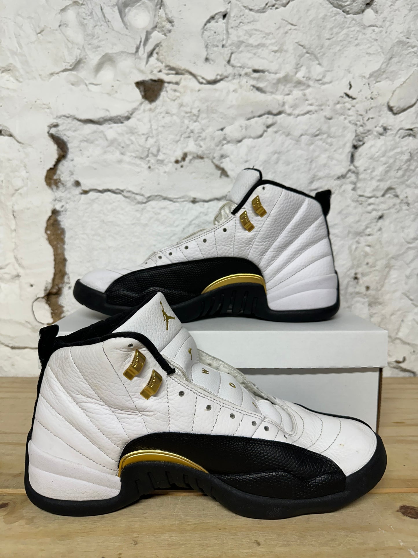 Air Jordan 12 Royalty Taxi Sz 11