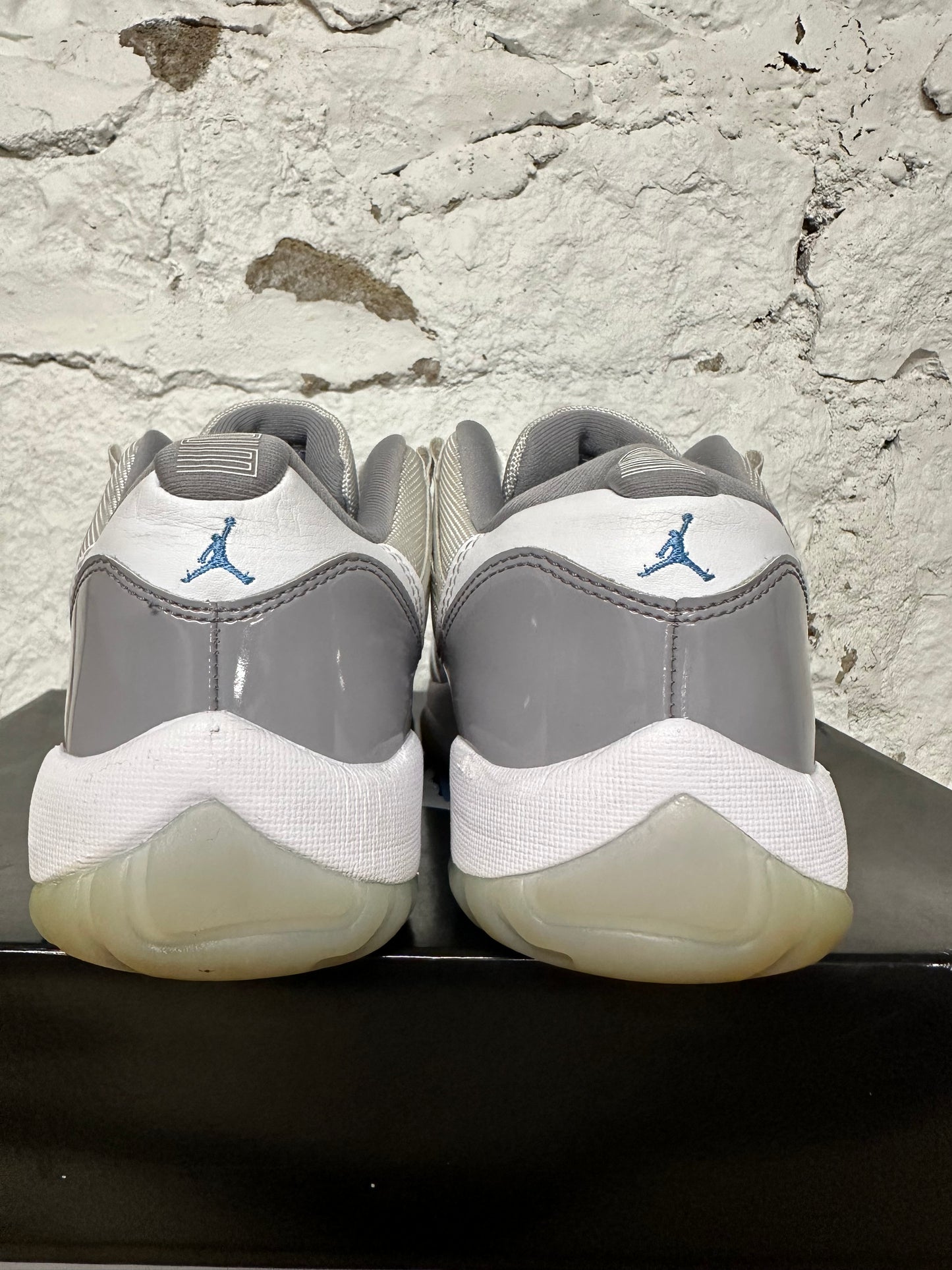 Air Jordan 11 Low Cement Grey Sz 10