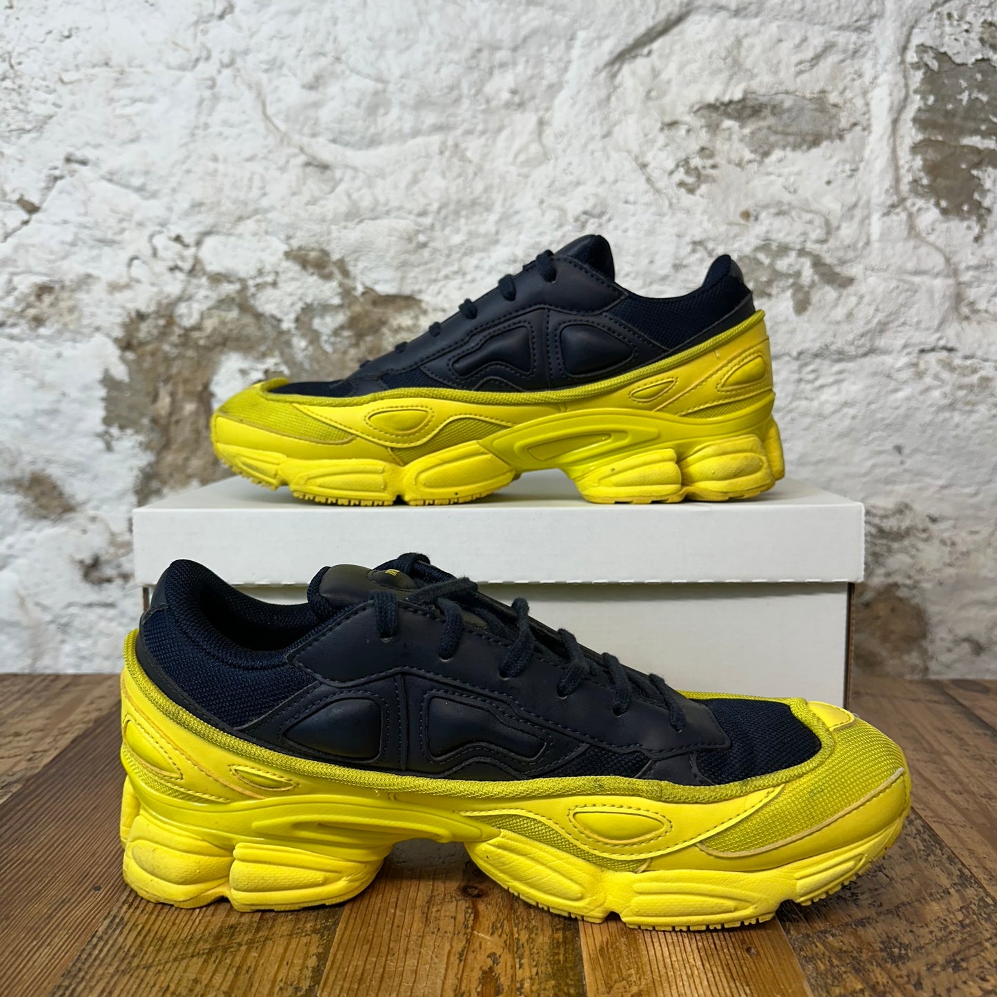 Raf Simons Yellow Navy Ozweego Sneaker Sz 10 No Box