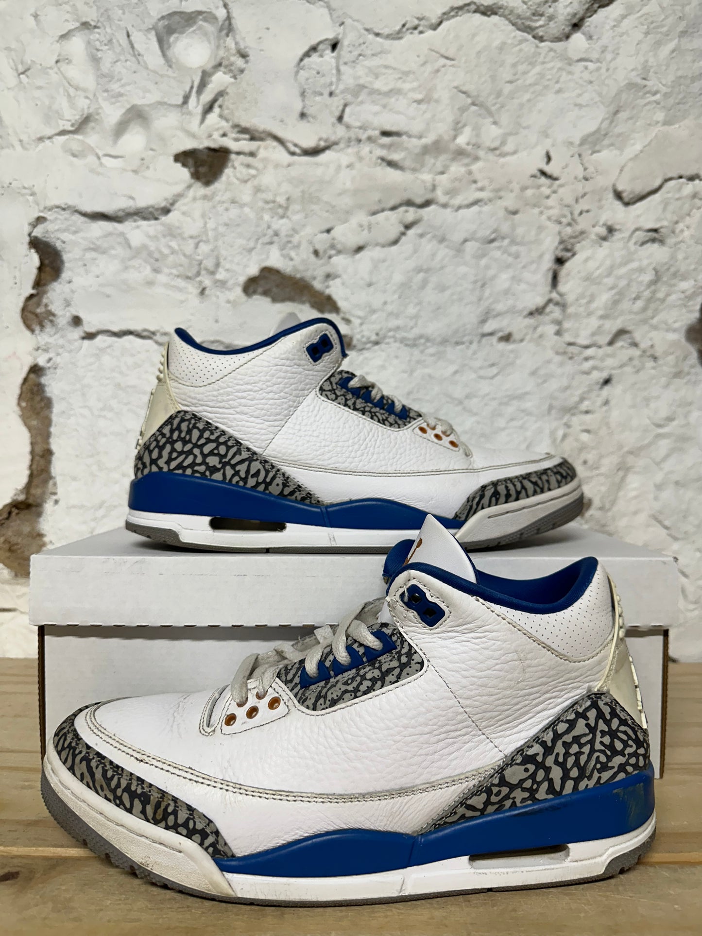 Air Jordan 3 Wizards Sz 8.5