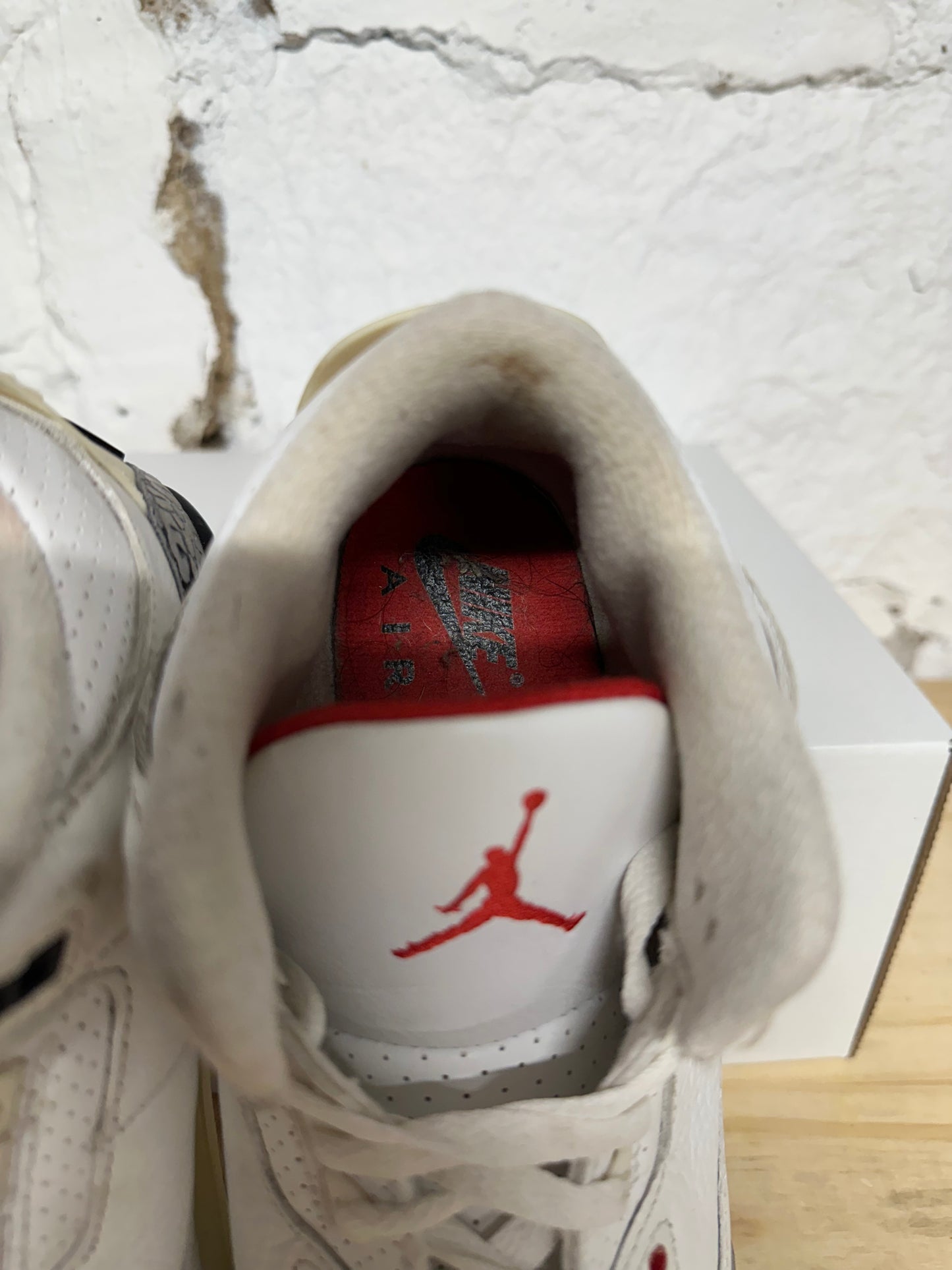 Air Jordan 3 White Cement Reimagined Sz 6Y