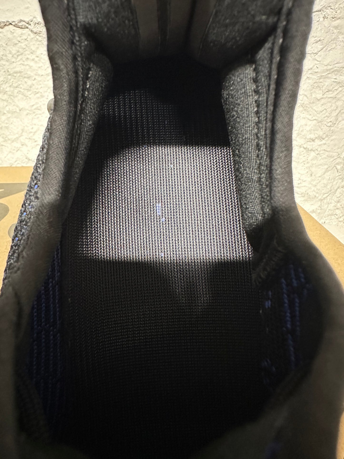 Yeezy 350 V2 Dazzling Blue Sz 10.5