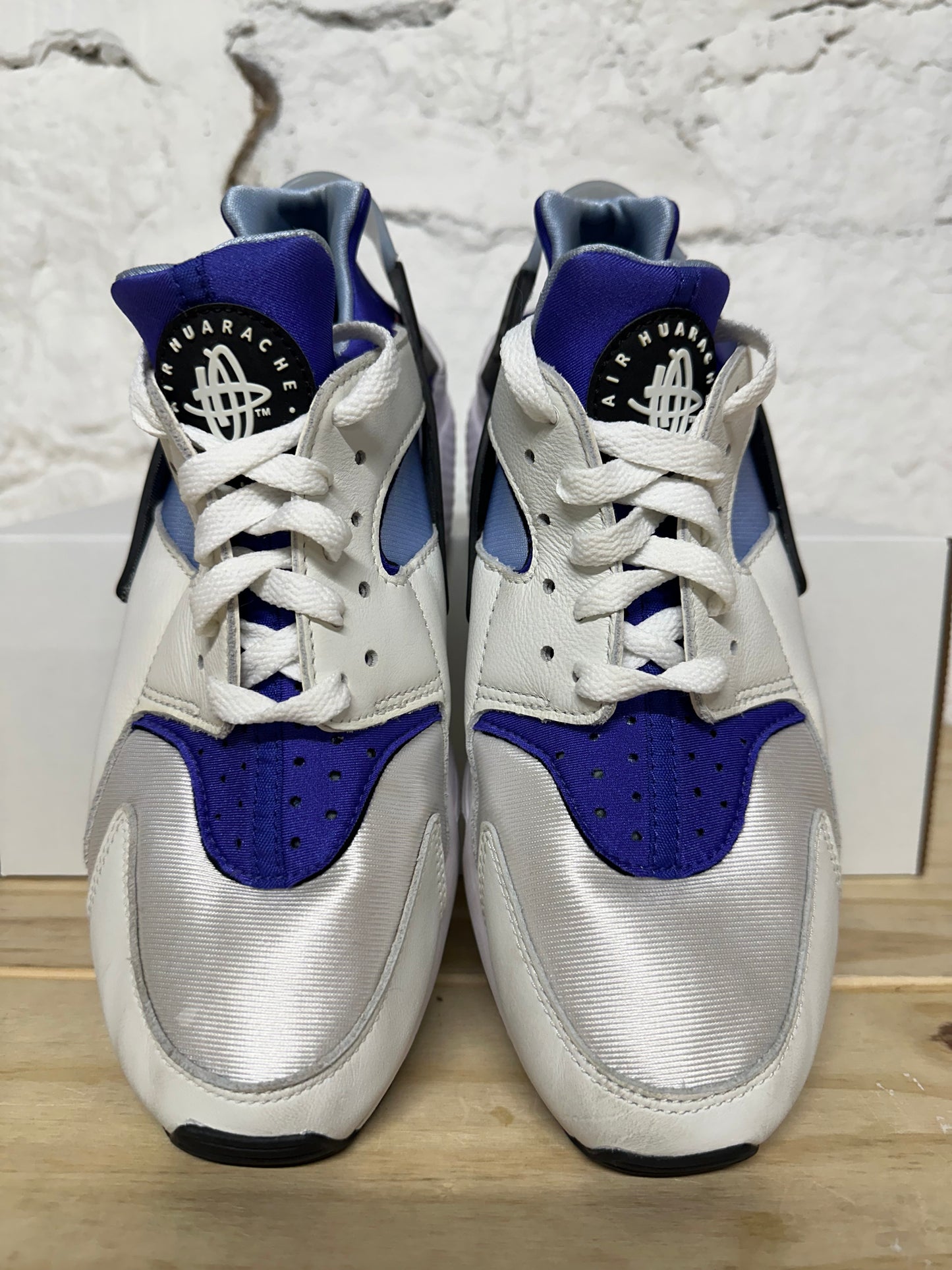 Nike Air Huarache Aluminum Sz 8 (9.5W)