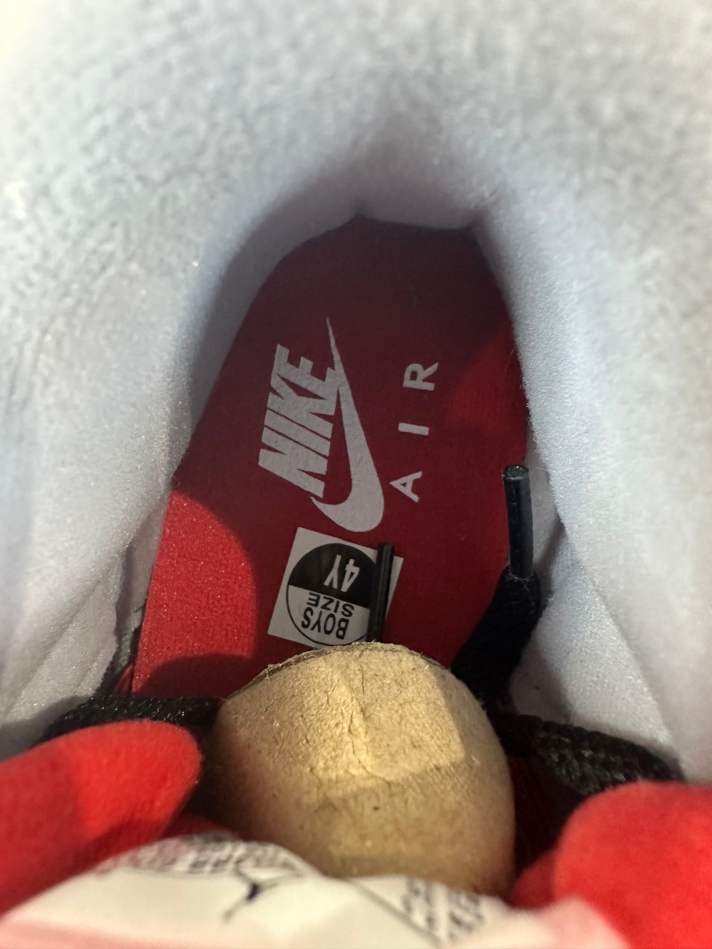 Air Jordan 3 SE Fire Red Sz 4Y DS