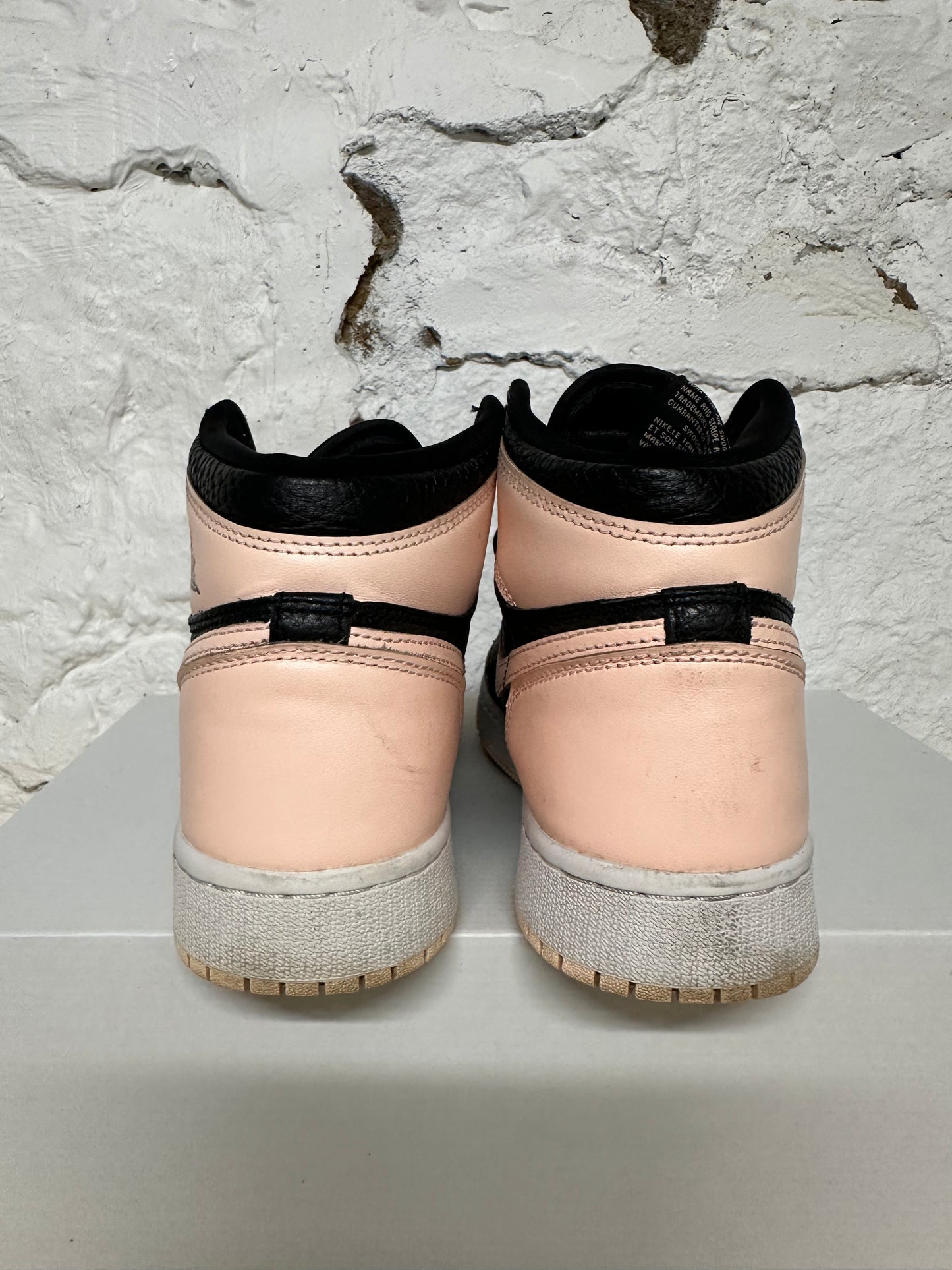 Air Jordan 1 High Crimson Tint Sz 6Y