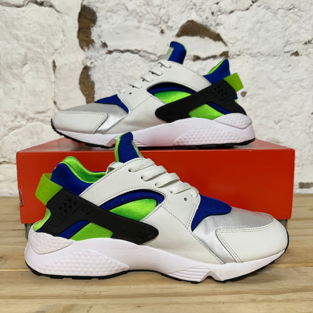 Nike Air Huarache Scream Green (2021) Sz 10