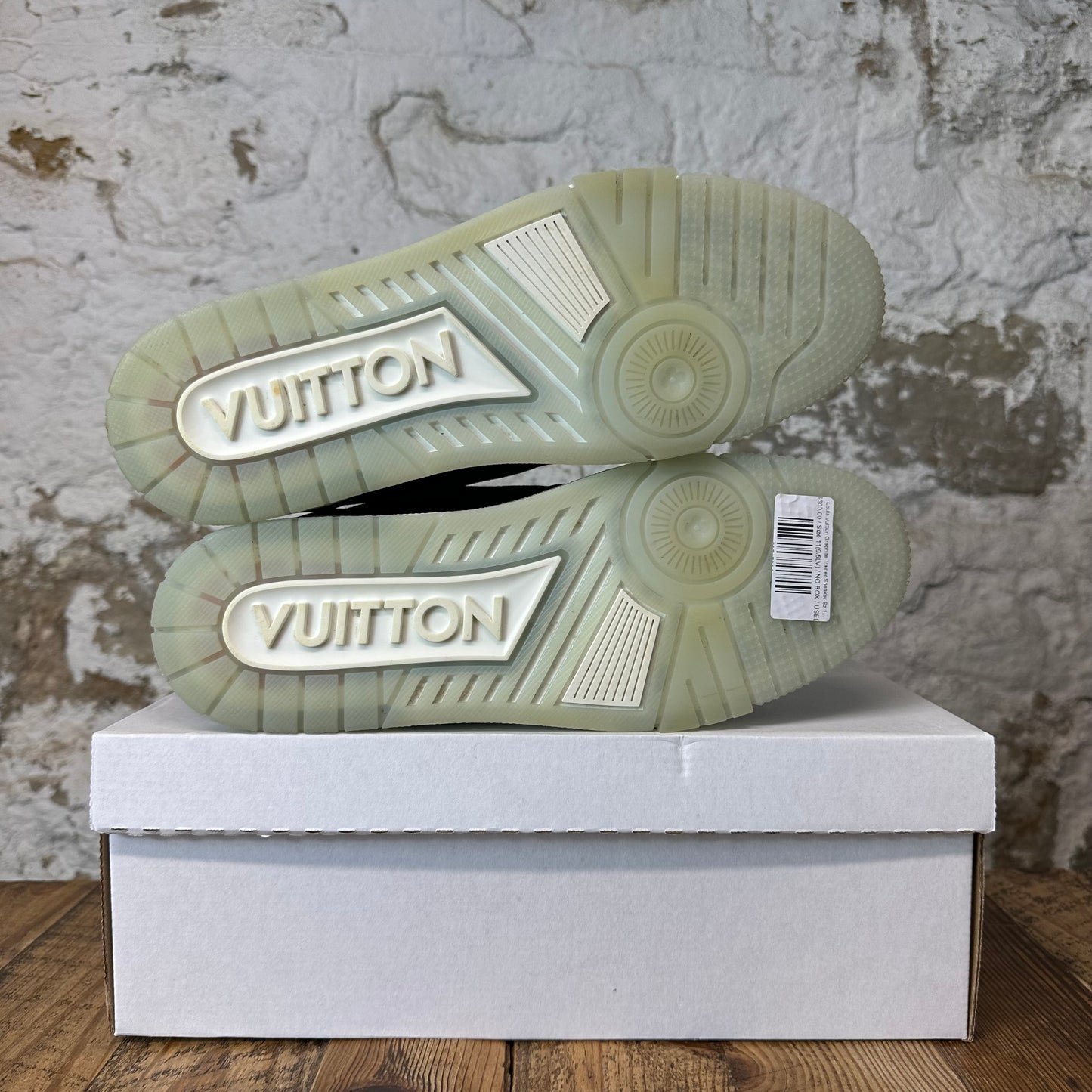 Louis Vuitton Graphite Trainer Sneaker Sz 11 (9.5LV)