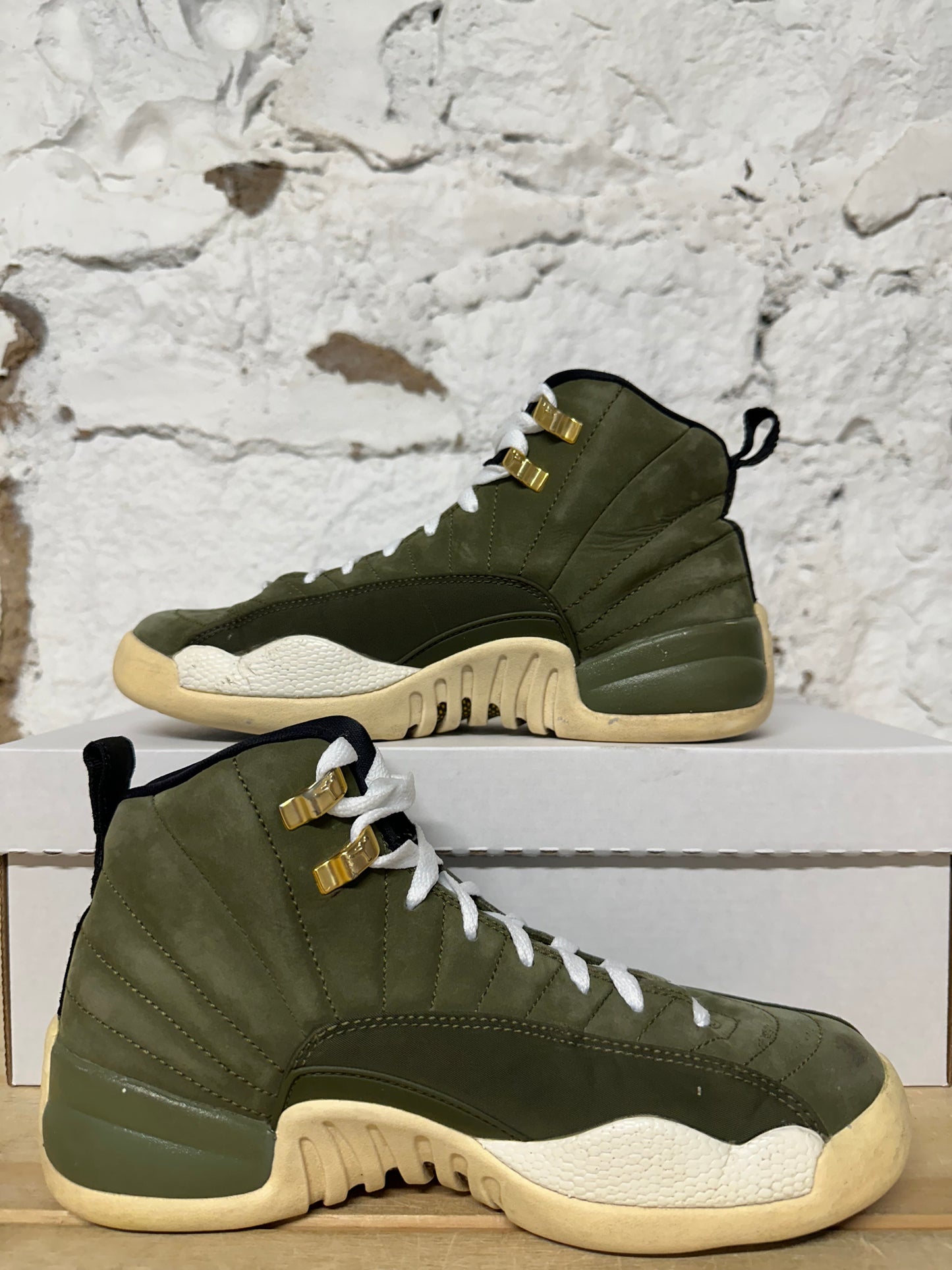 Air Jordan 12 CP3 Class Of 2003 Sz 5.5Y