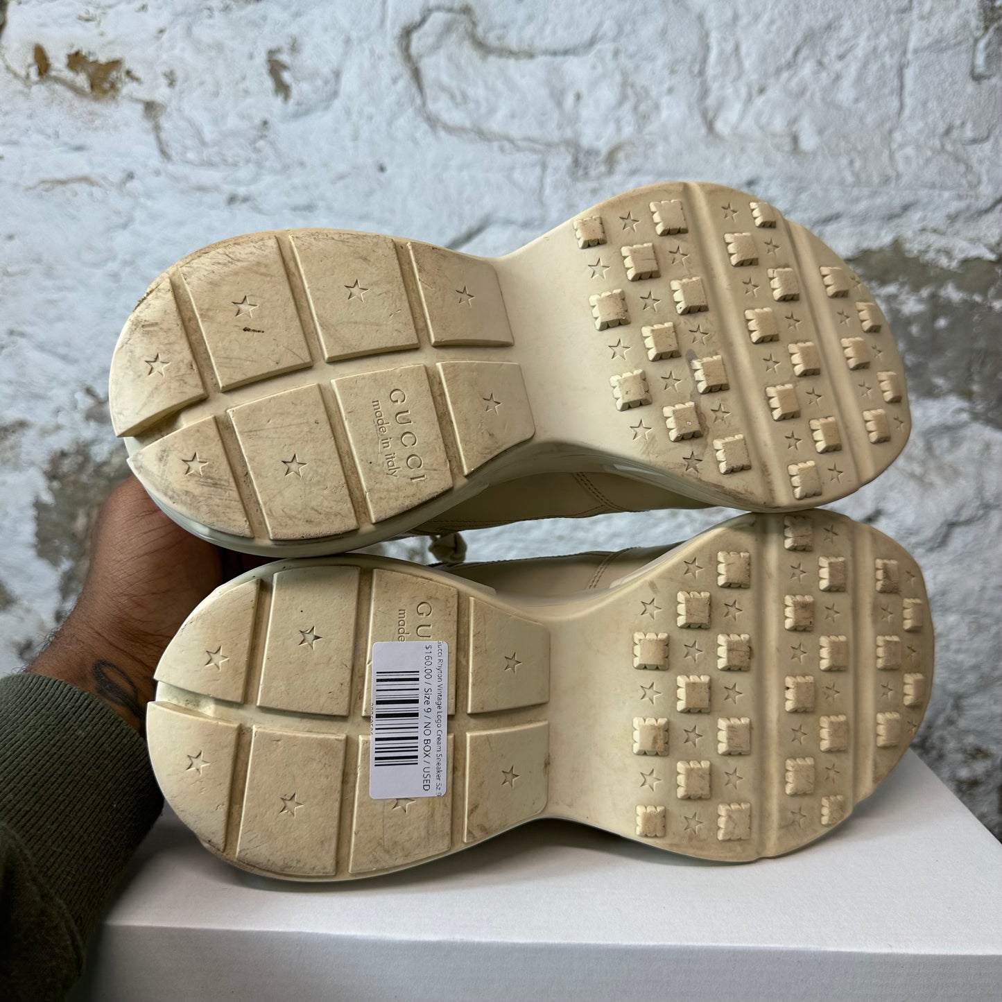 Gucci Rhyton Vintage Logo Cream Sneaker Sz 9