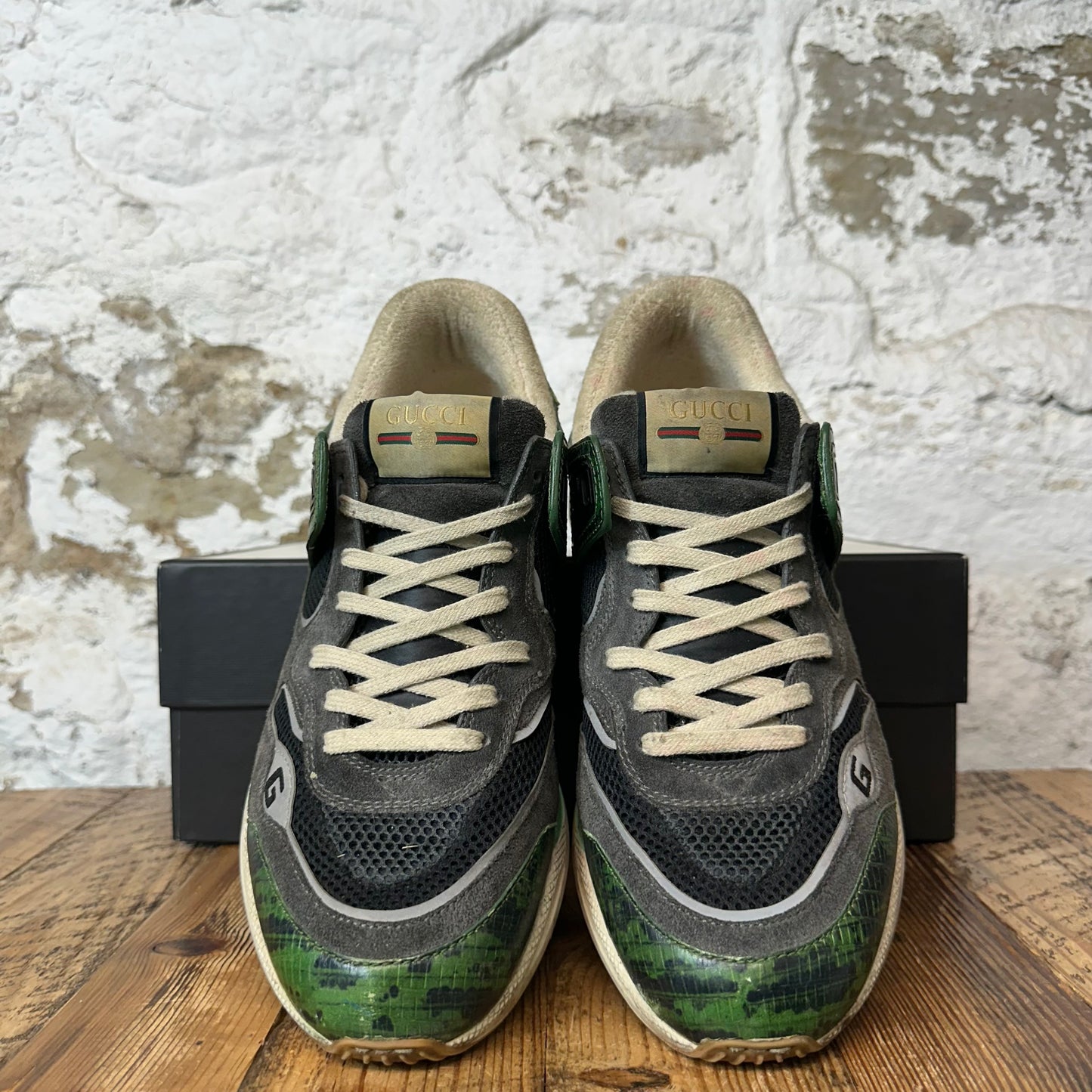 Gucci Ultrapace Gray Green Sneaker Sz 9