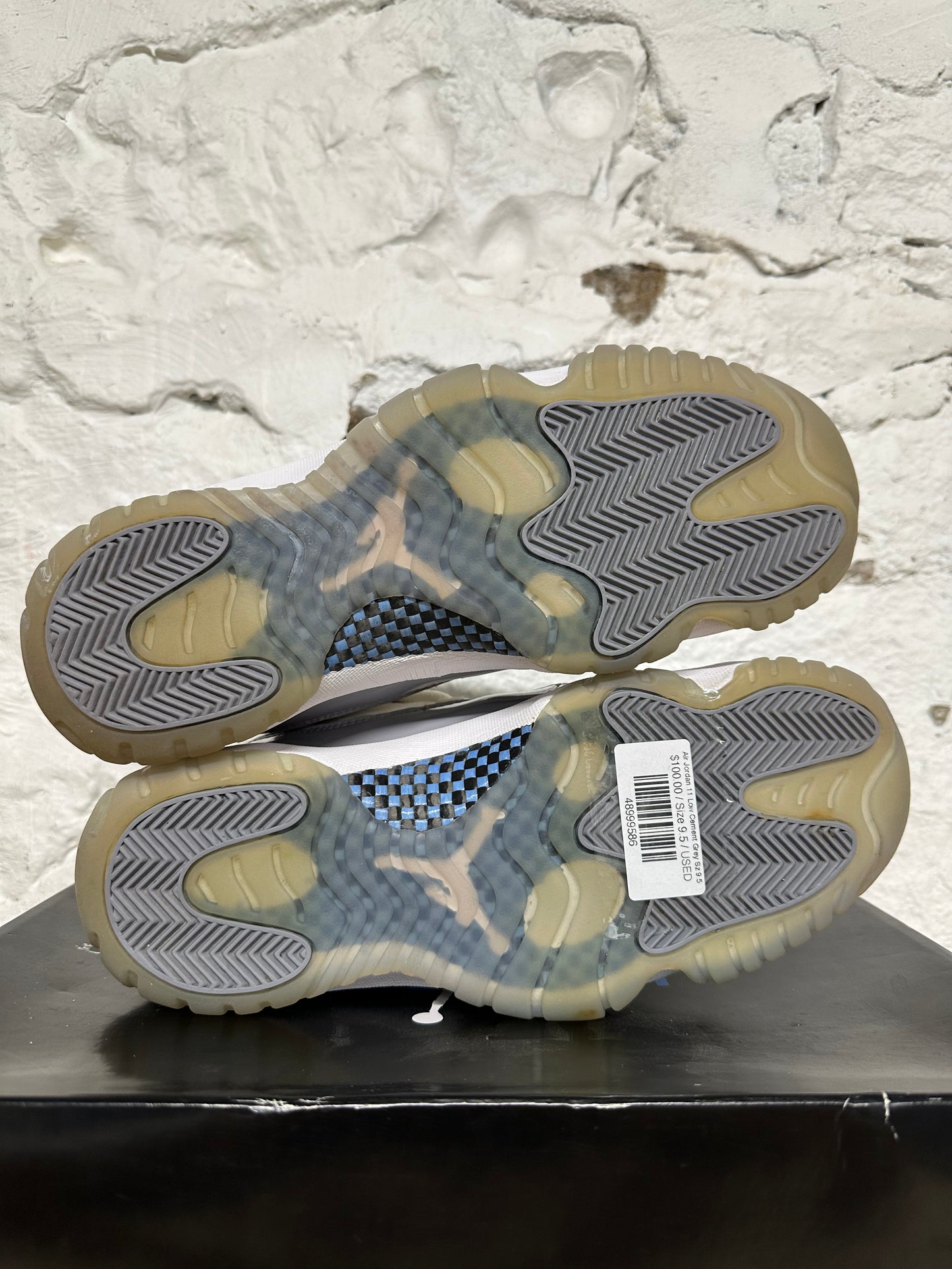 Air Jordan 11 Low Cement Grey Sz 9.5