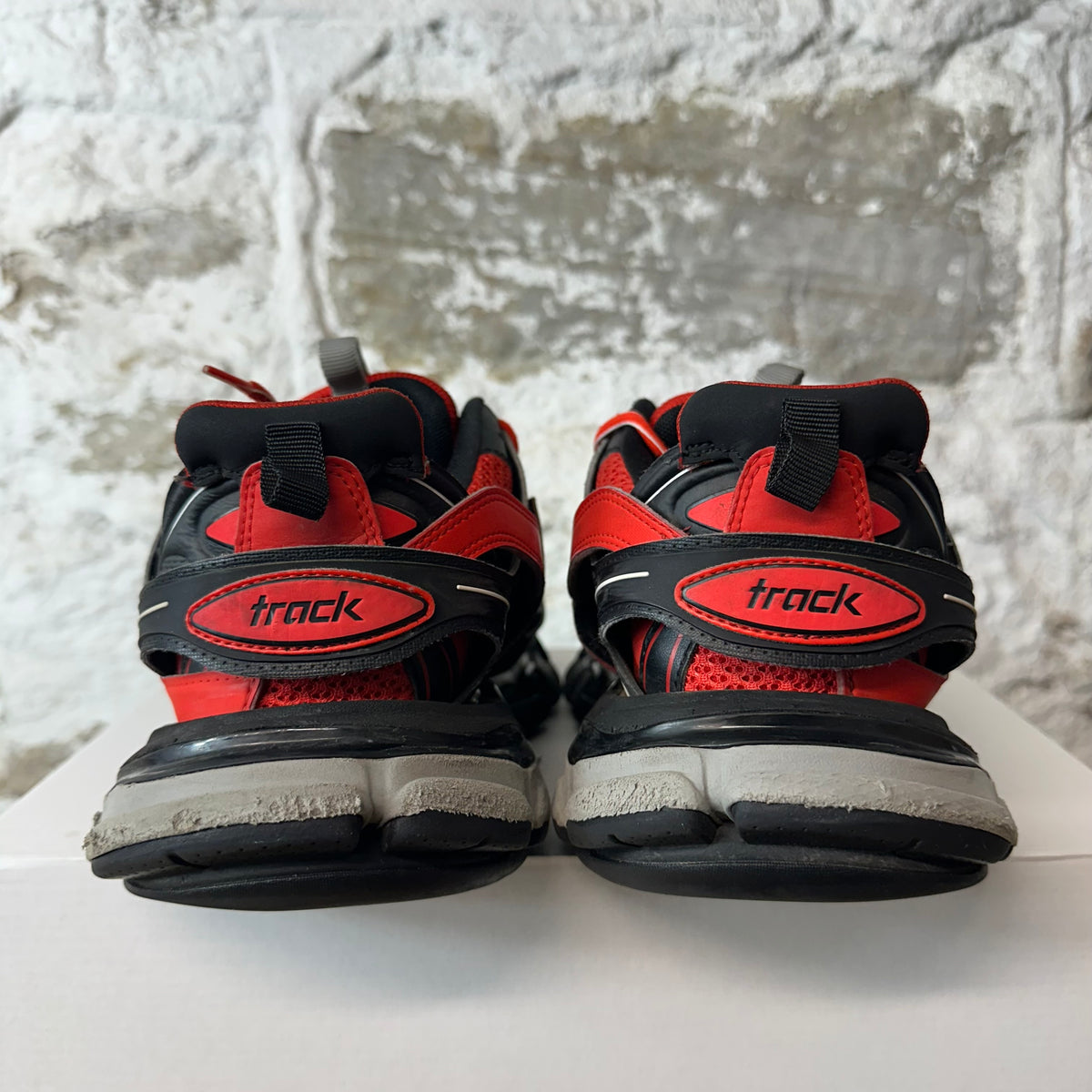 Balenciaga Track Runner Black Red Grey Sneaker Sz 8 (41)