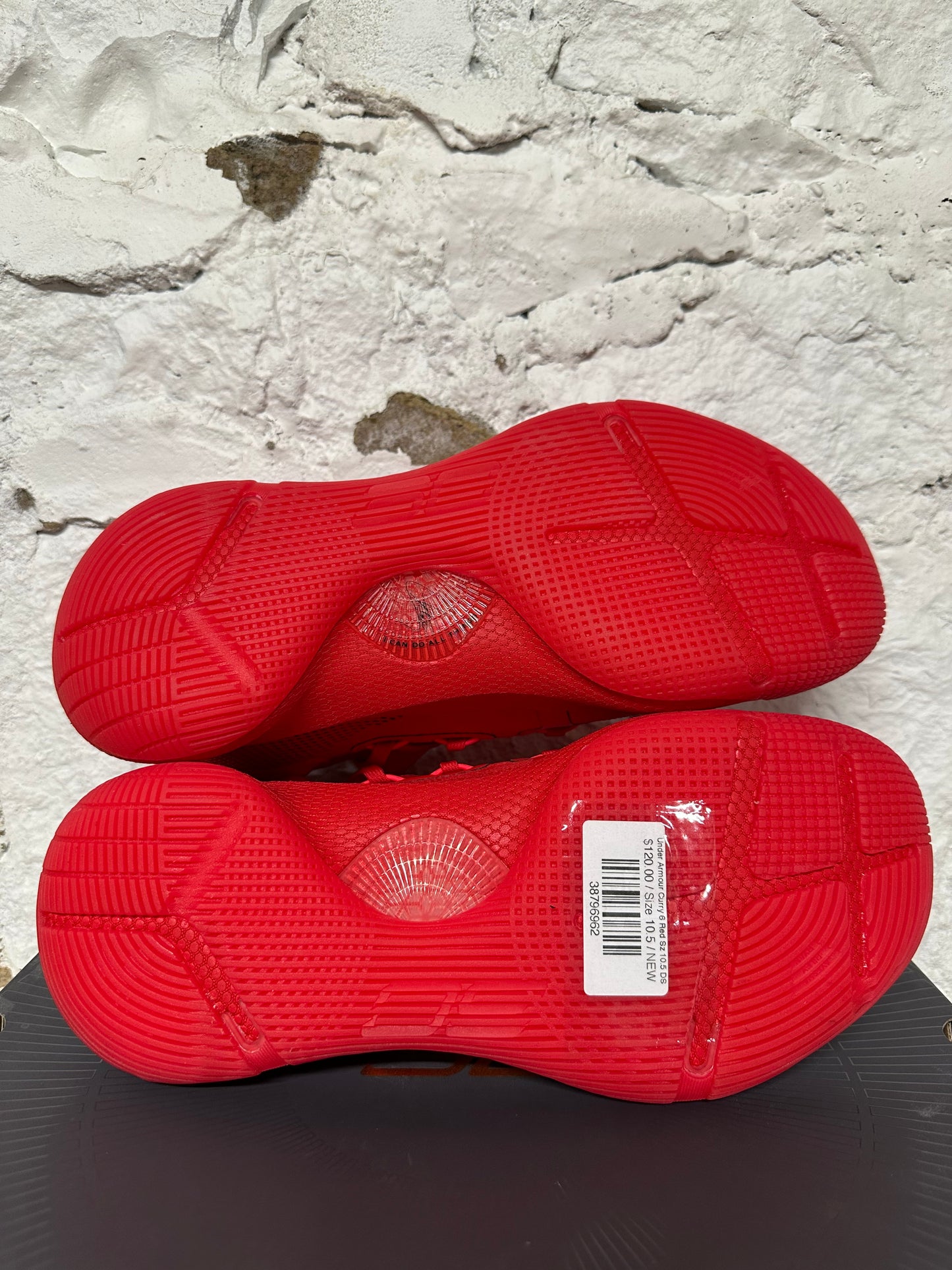 Under Armour Curry 6 Red Sz 10.5 DS