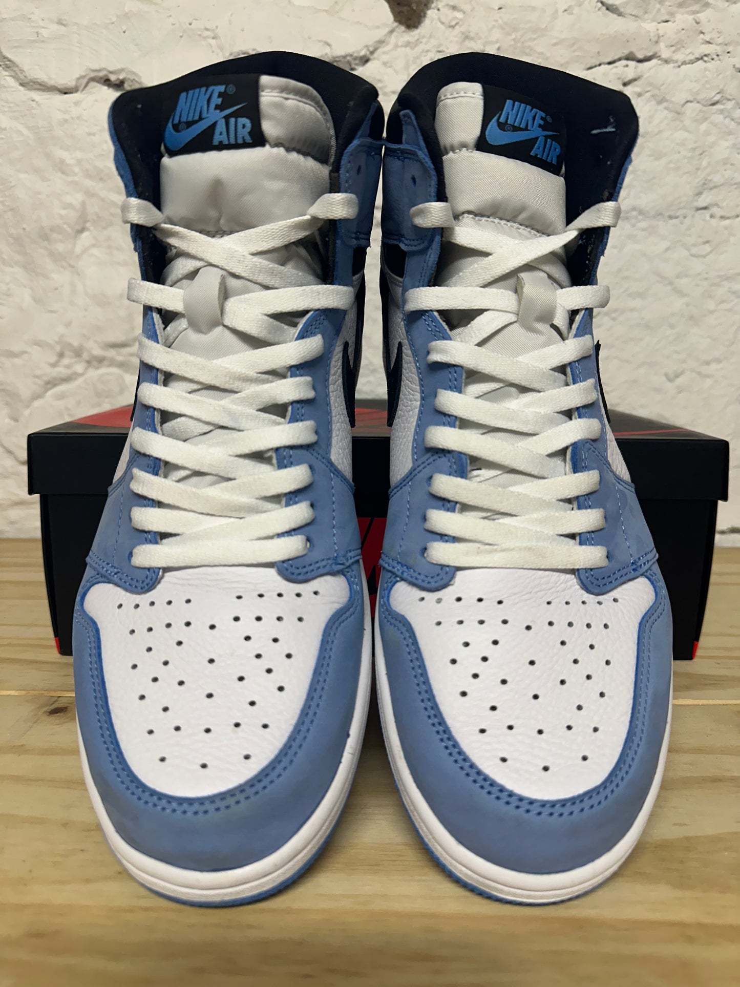 Air Jordan 1 High University Blue Sz 13