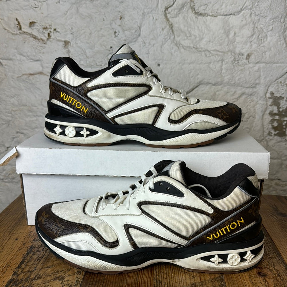 Louis Vuitton Trails Sz 8.5