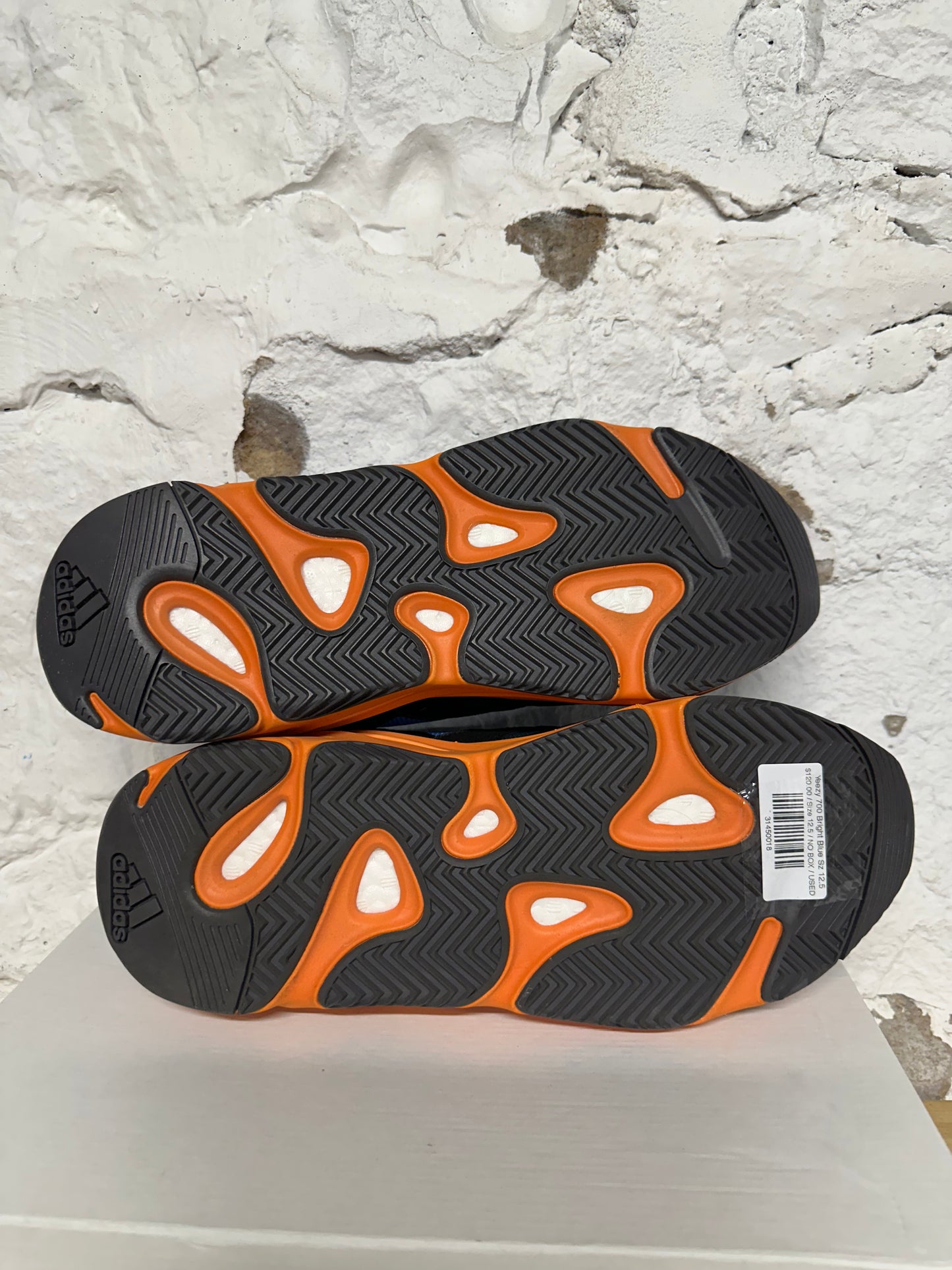 Yeezy 700 Bright Blue Sz 12.5