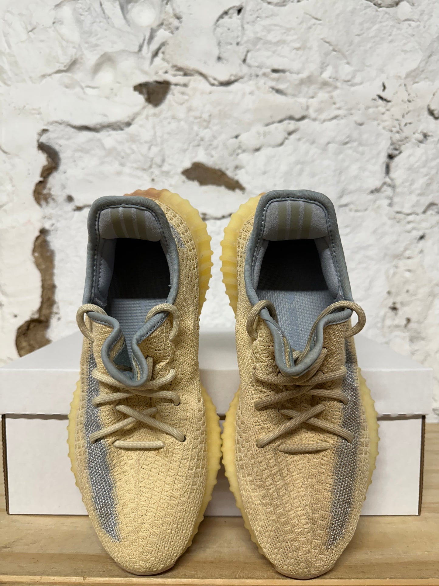 Yeezy 350 V2 Linen Sz 6