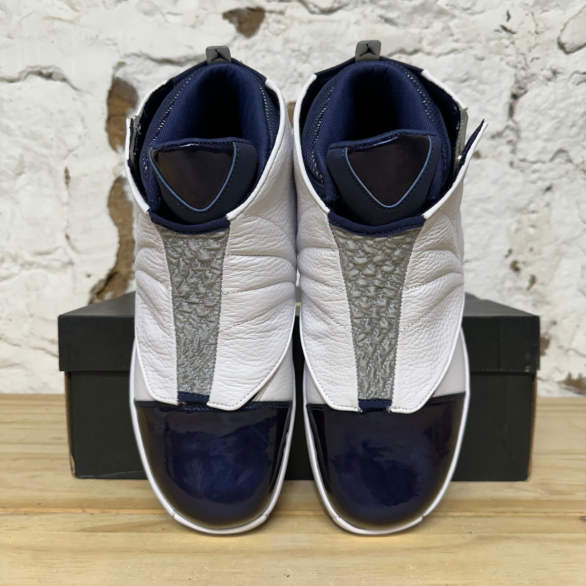 Air Jordan 16 Midnight Navy (2016) Sz 9.5 DS