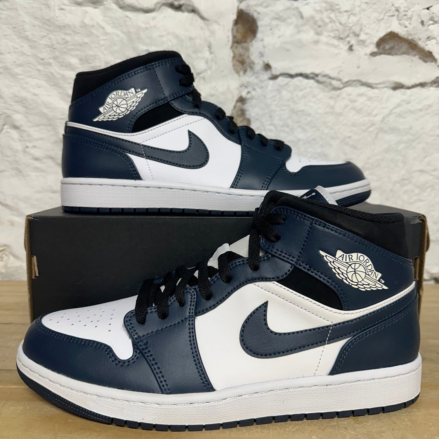 Air Jordan 1 Mid Armory Navy Sz 10.5 DS