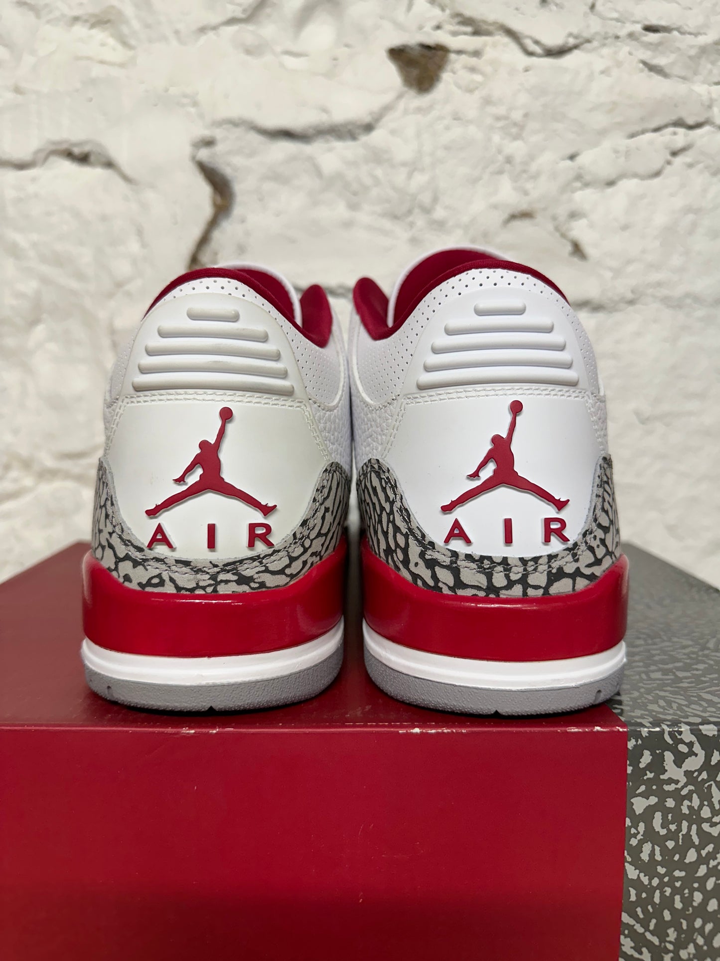 Air Jordan 3 Cardinal Sz 11.5 DS