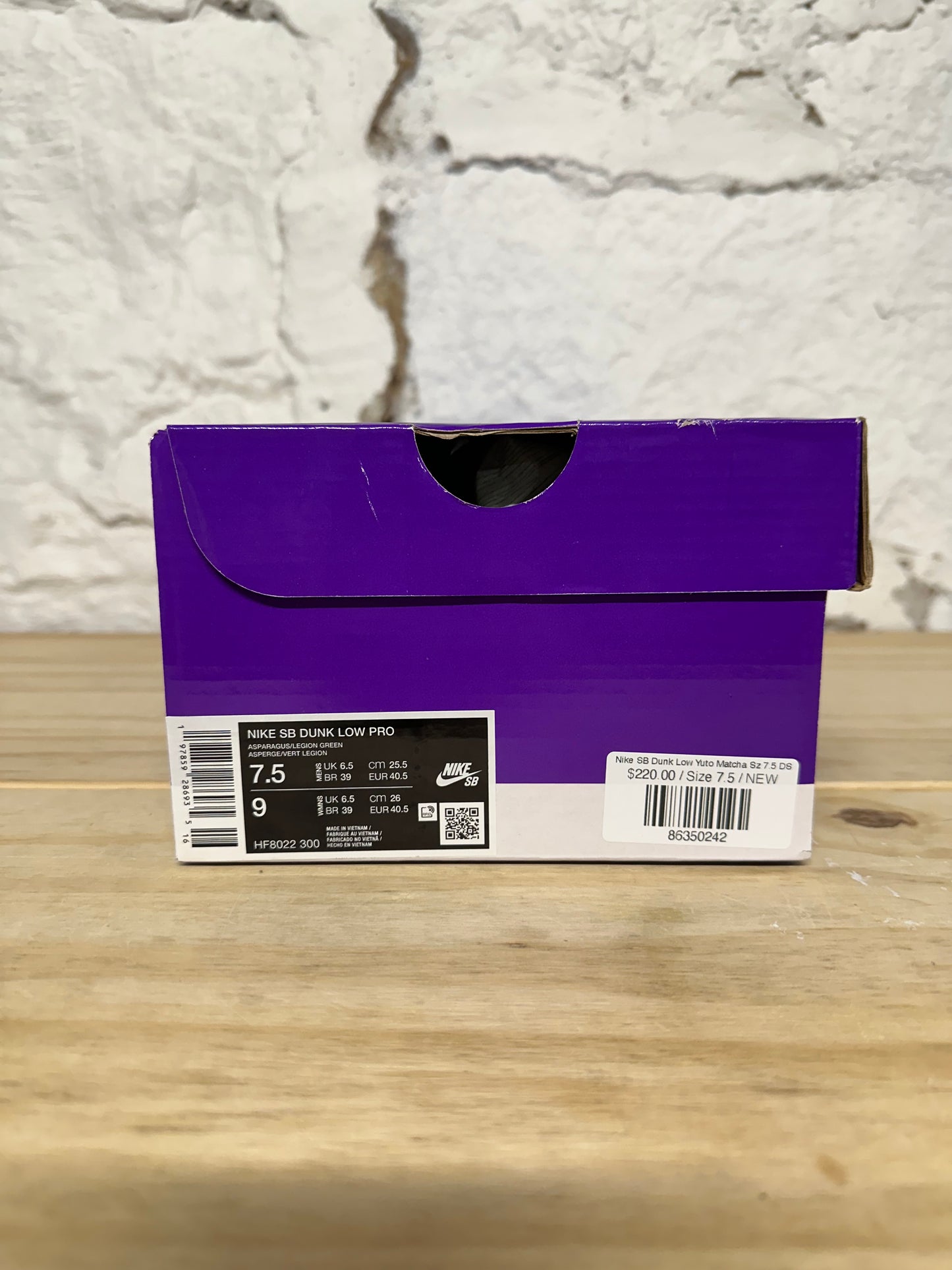 Nike SB Dunk Low Yuto Matcha Sz 7.5 DS