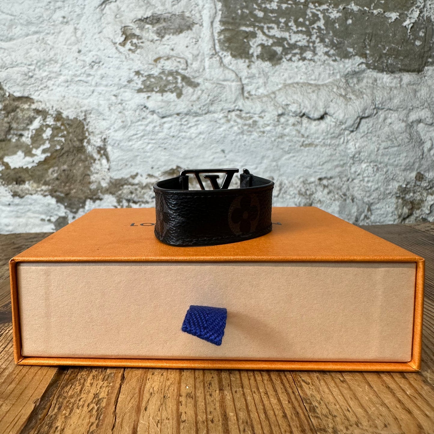 Louis Vuitton Graphite Hockenheim Bracelet Sz 19 W/ Box