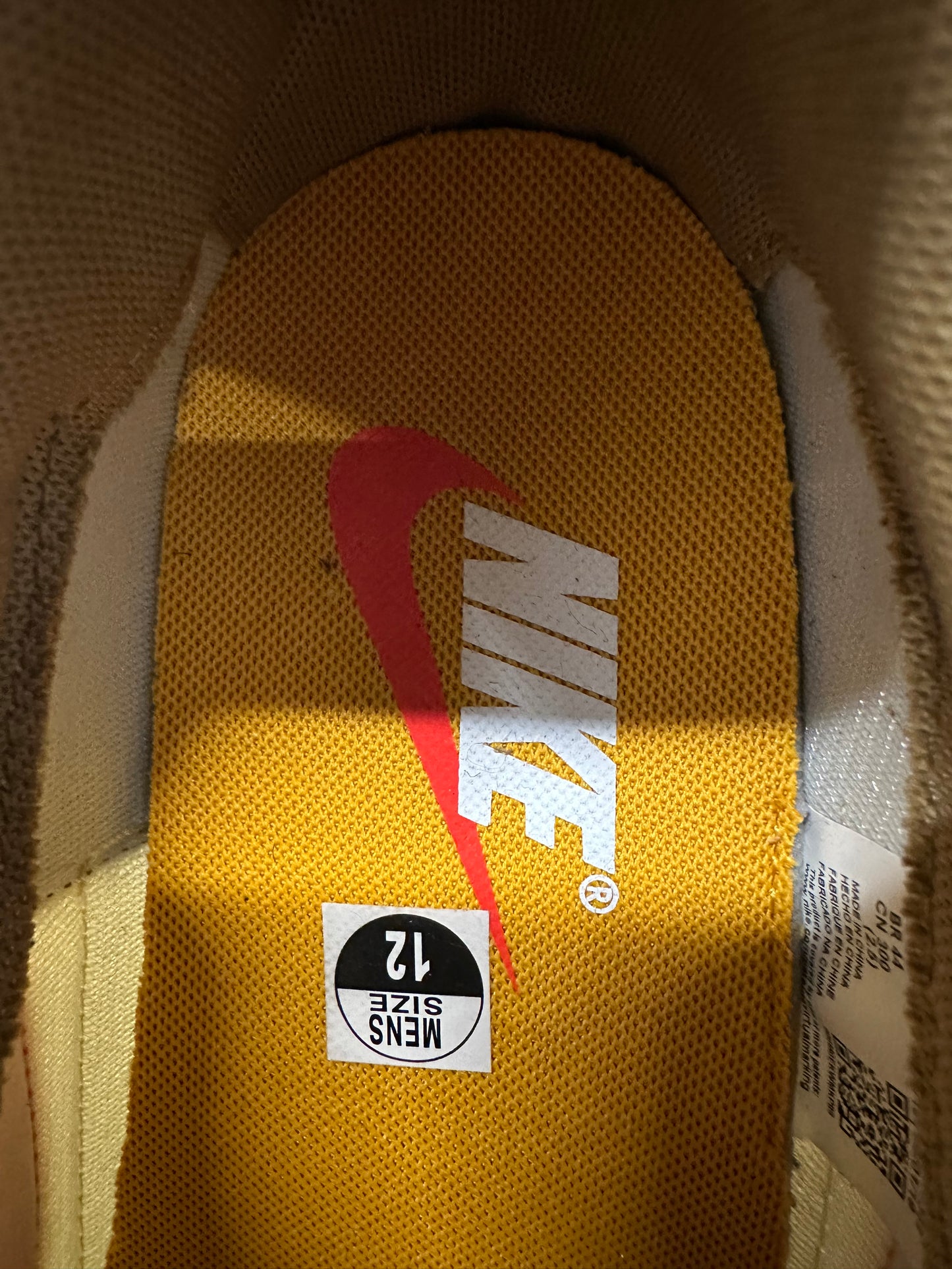 Nike Daybreak Vegas Gold Sz 12