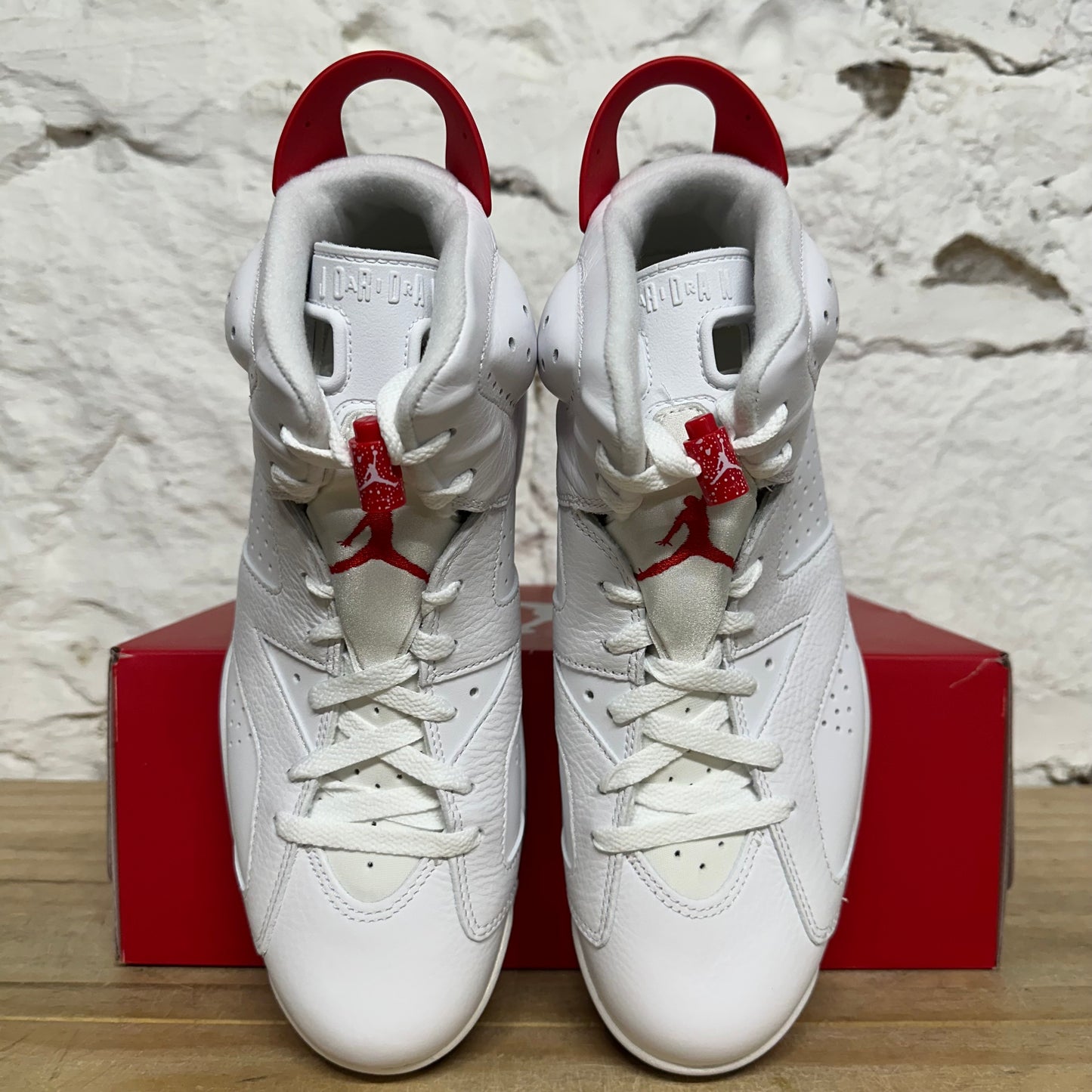 Air Jordan 6 Red Oreo Sz 10 DS