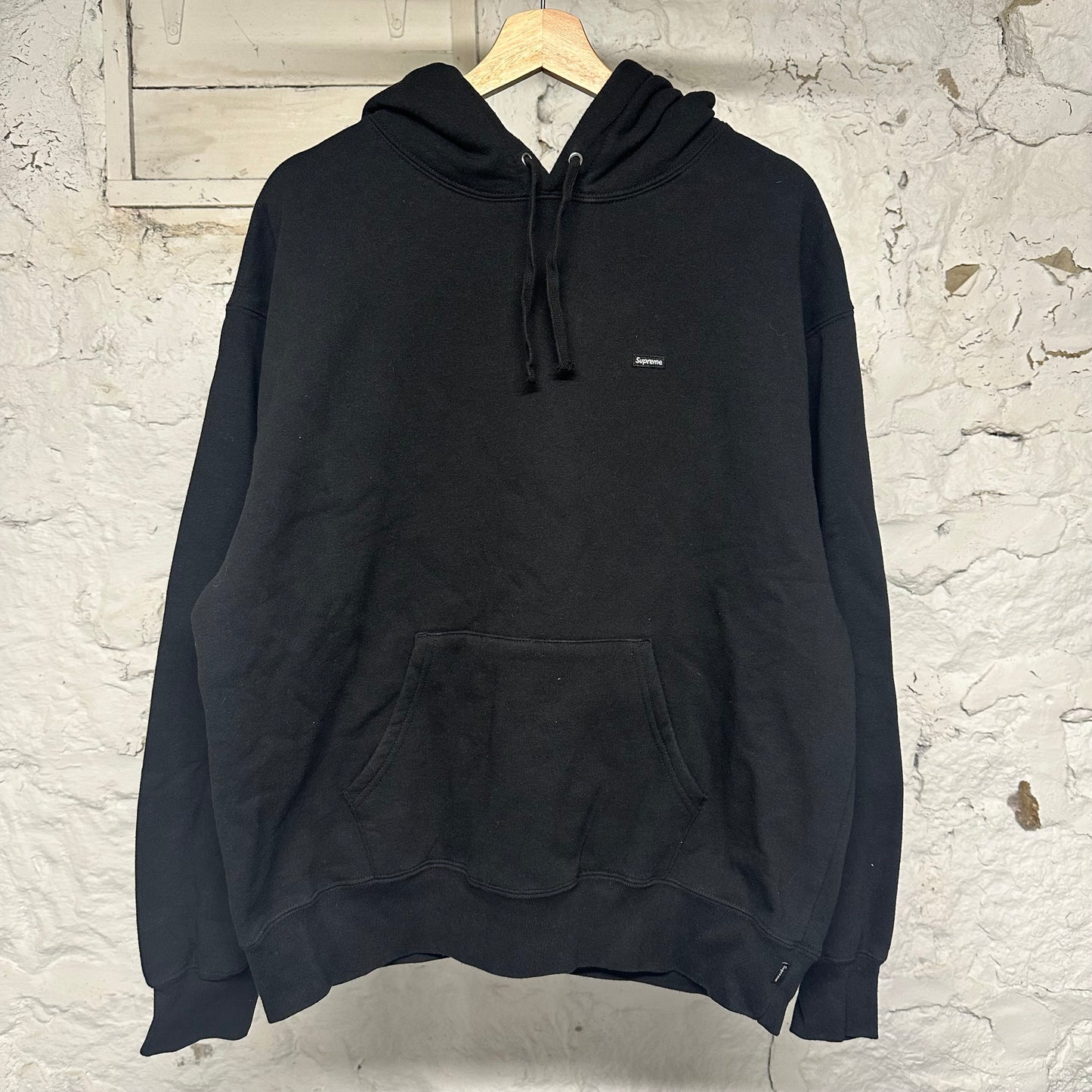Supreme Small Box Logo Black Hoodie Sz M