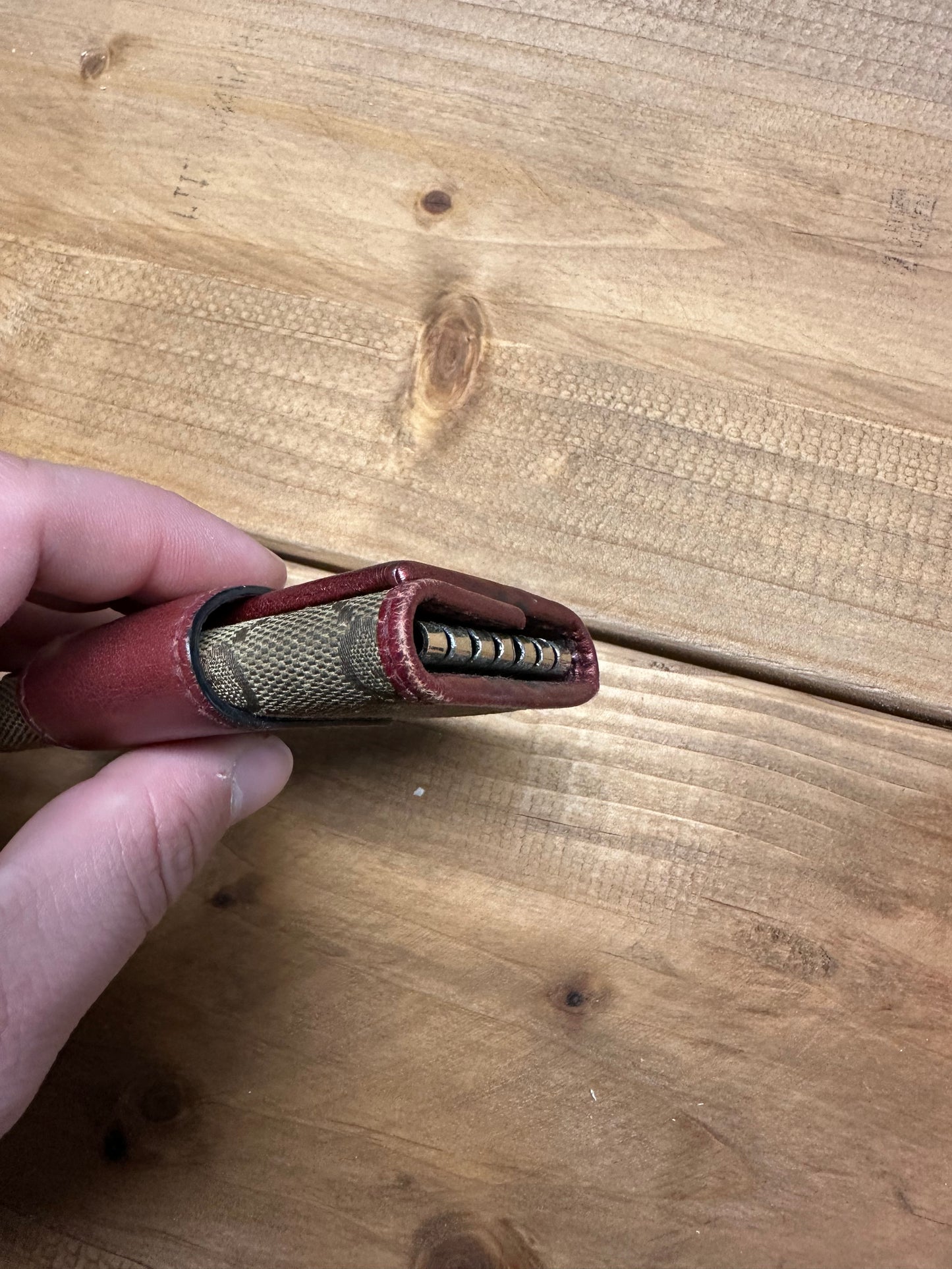 Gucci Pink Outline Keyholder