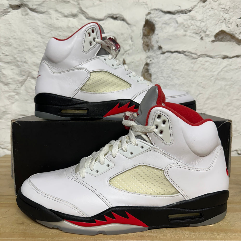 Air Jordan 5 Fire Red Silver Tongue (2020) Sz 11