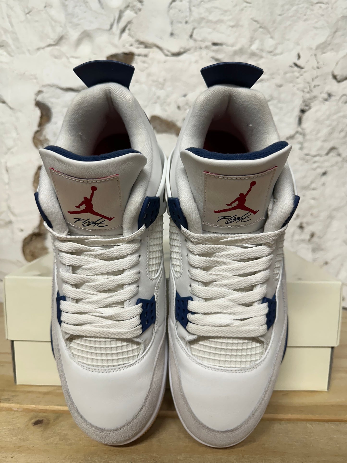 Air Jordan 4 SB Navy Sz 10.5