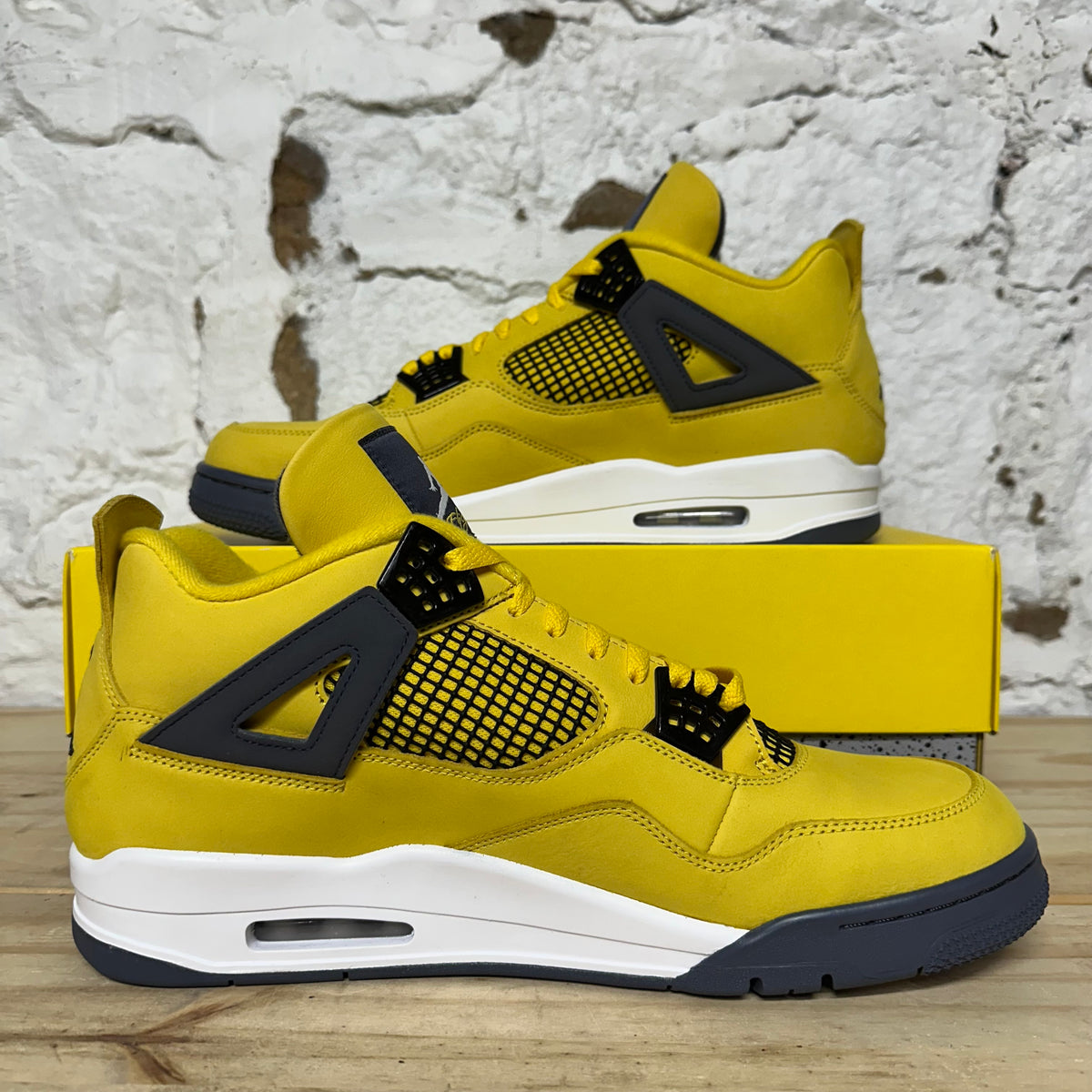 Air Jordan 4 Lightning (2021) Sz 14