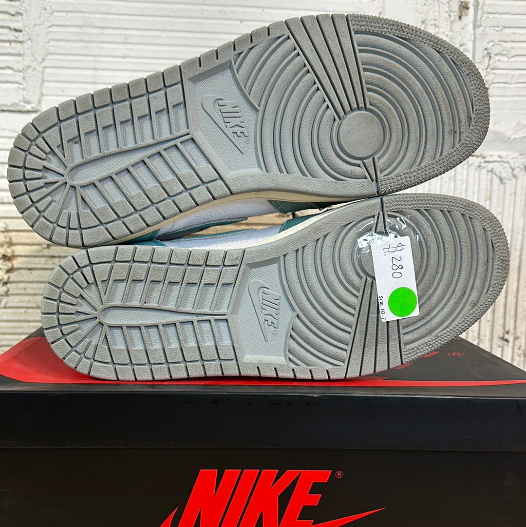 Air Jordan 1 High Turbo Green Sz 10.5