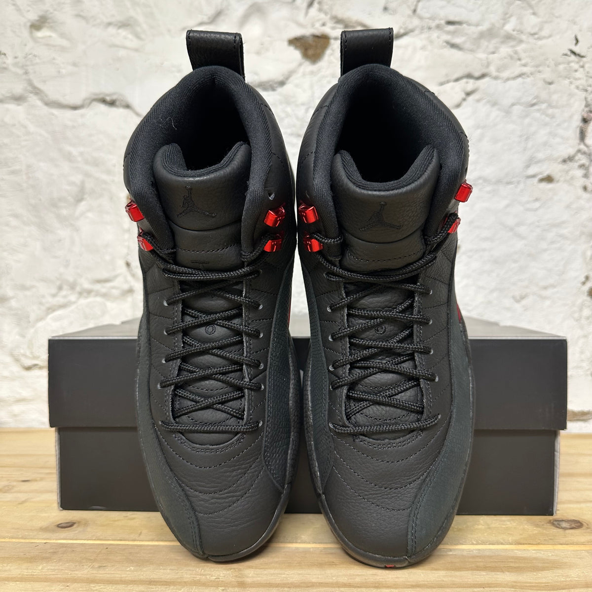 Air Jordan 12 Bloodline Sz 8.5