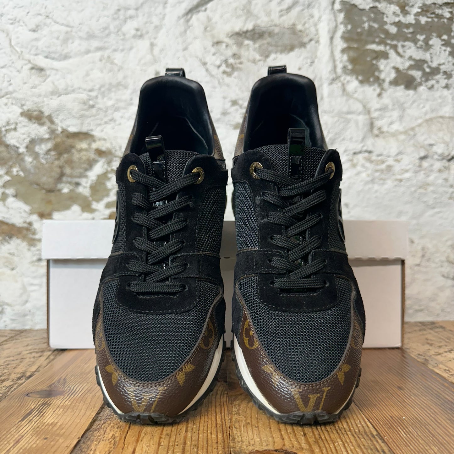 Louis Vuitton Black Brown Monogram Runaway Sneaker Sz 6 (38) No Box
