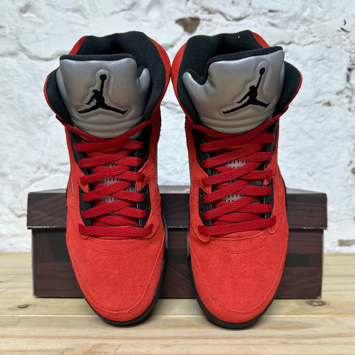 Air Jordan 5 Raging Bull (2021) Sz 9.5