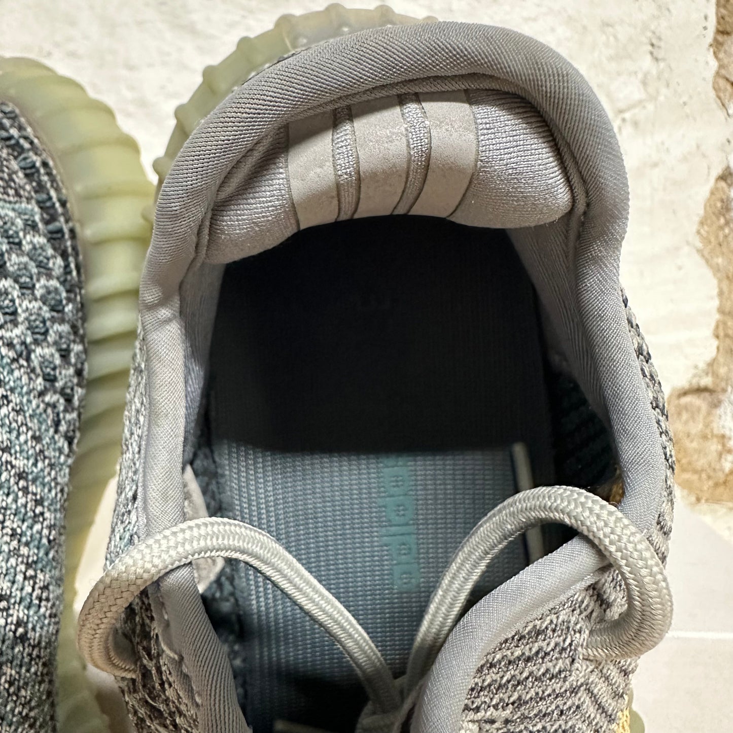 Yeezy 350 V2 Ash Blue Sz 7