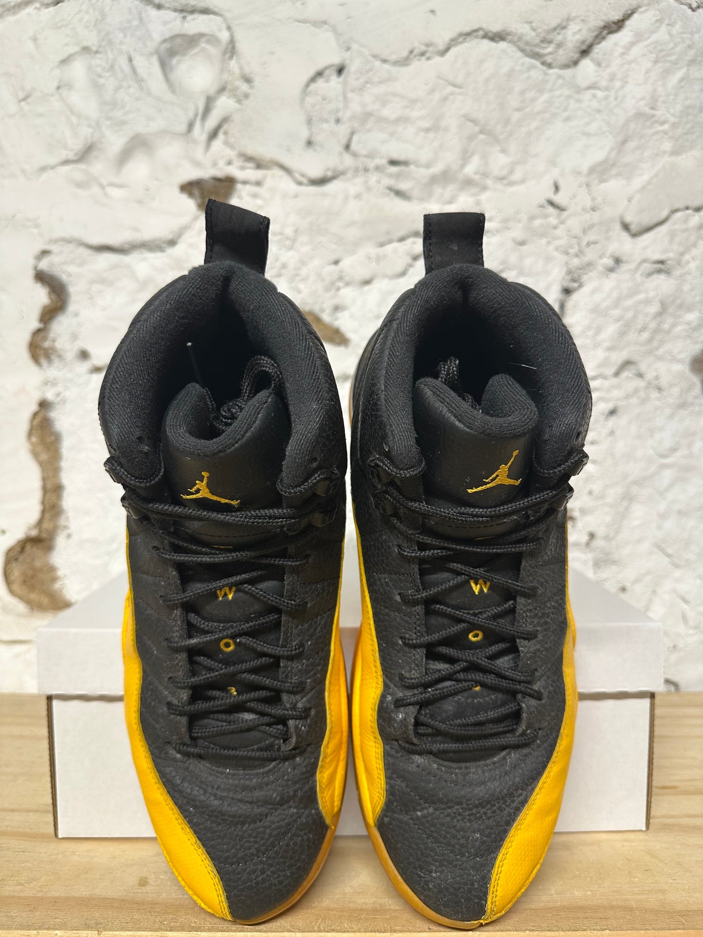 Air Jordan 12 University Gold Sz 11